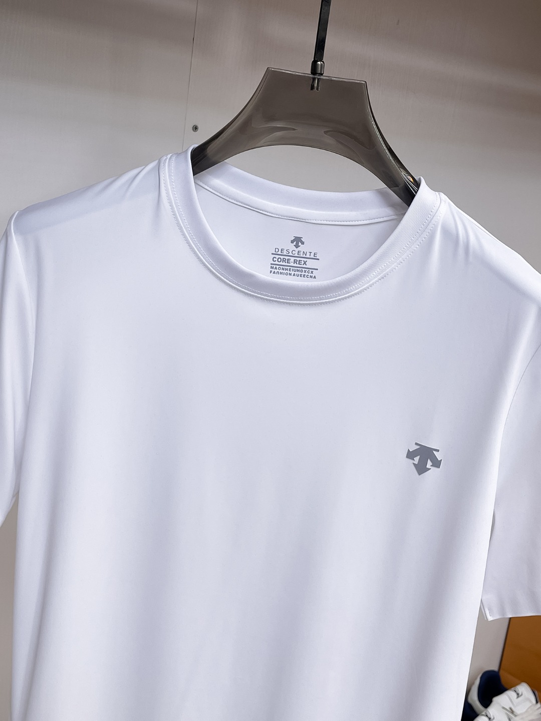 short sleeves