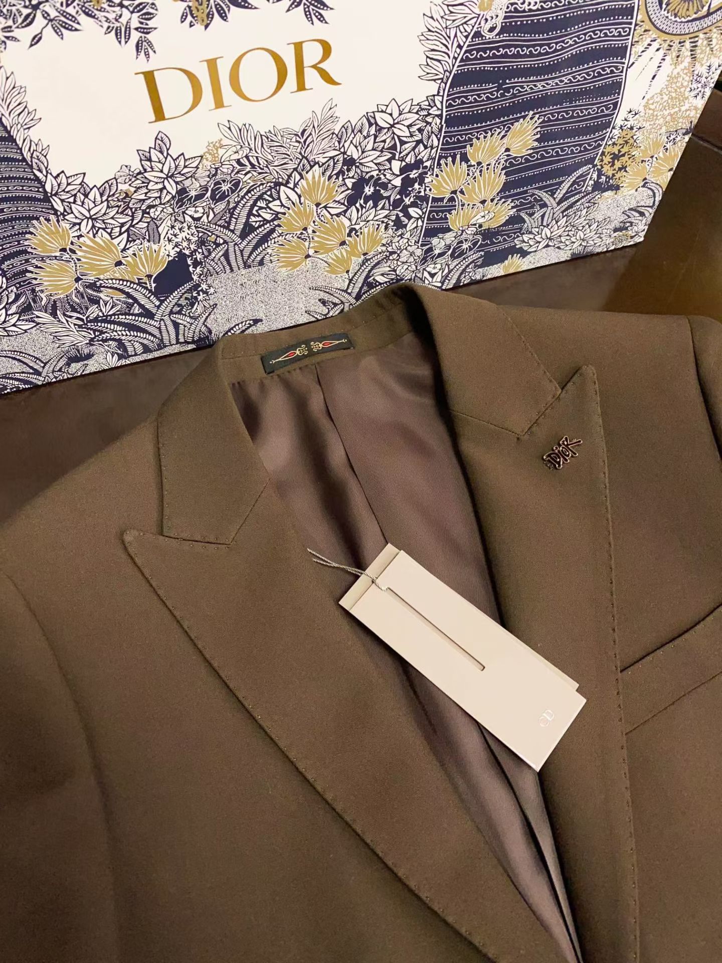 suit