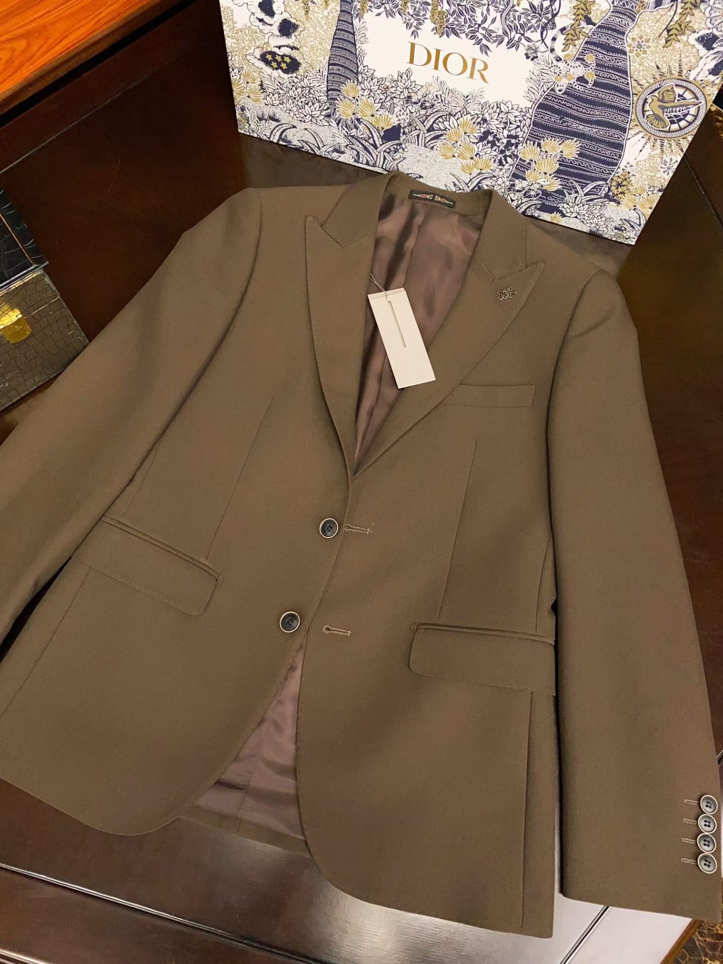 suit