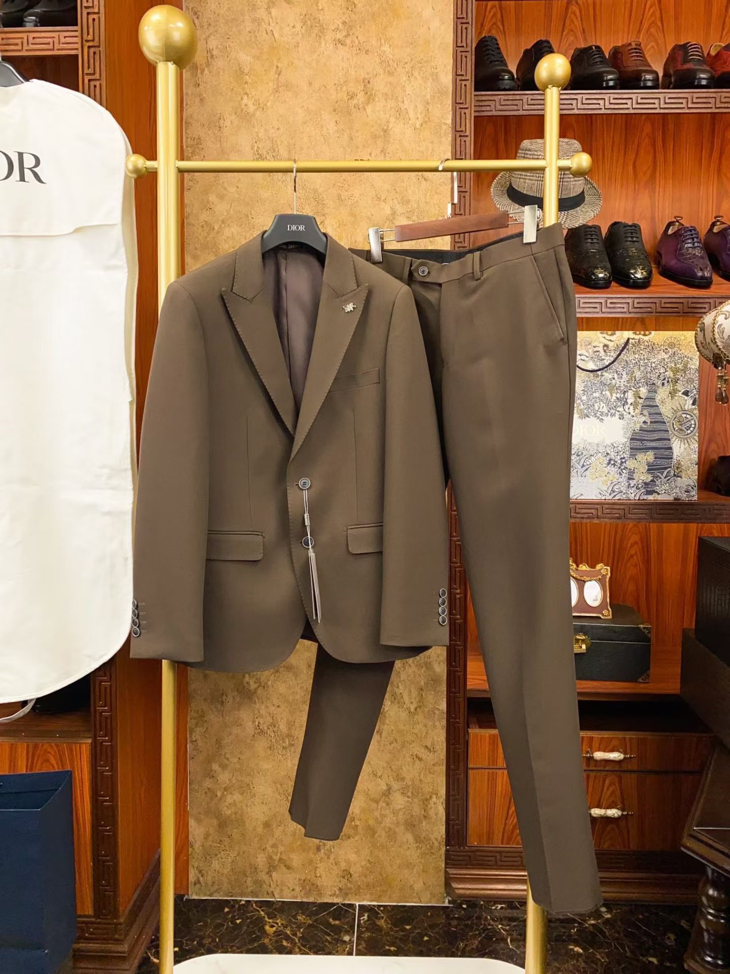 suit
