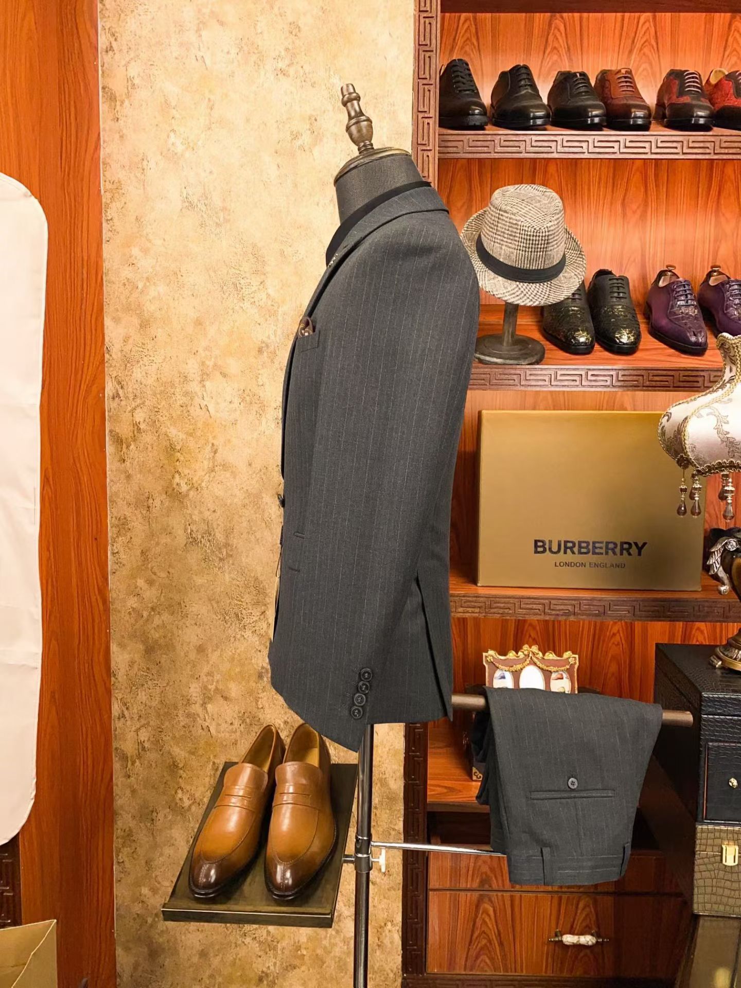 suit