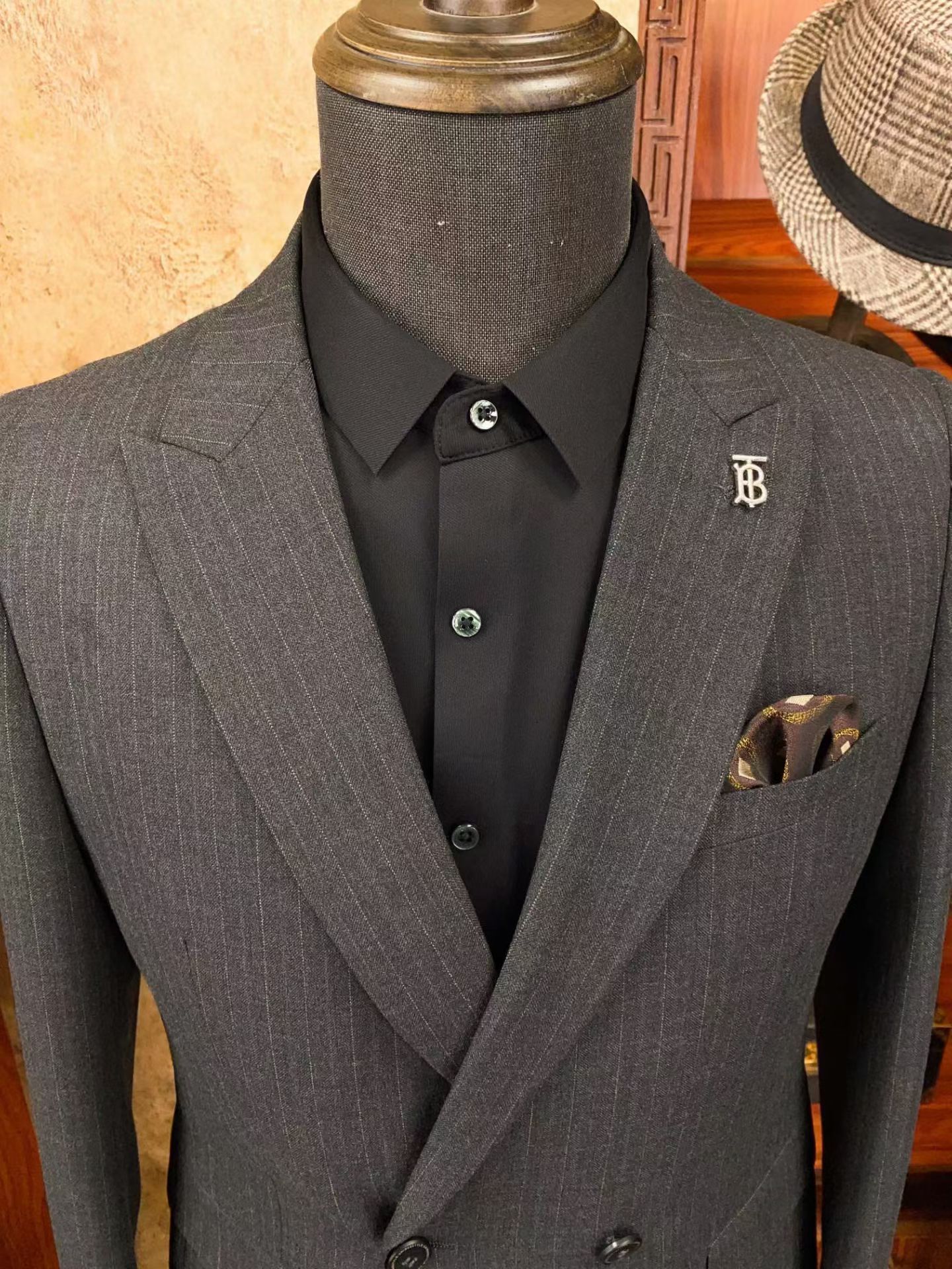 suit