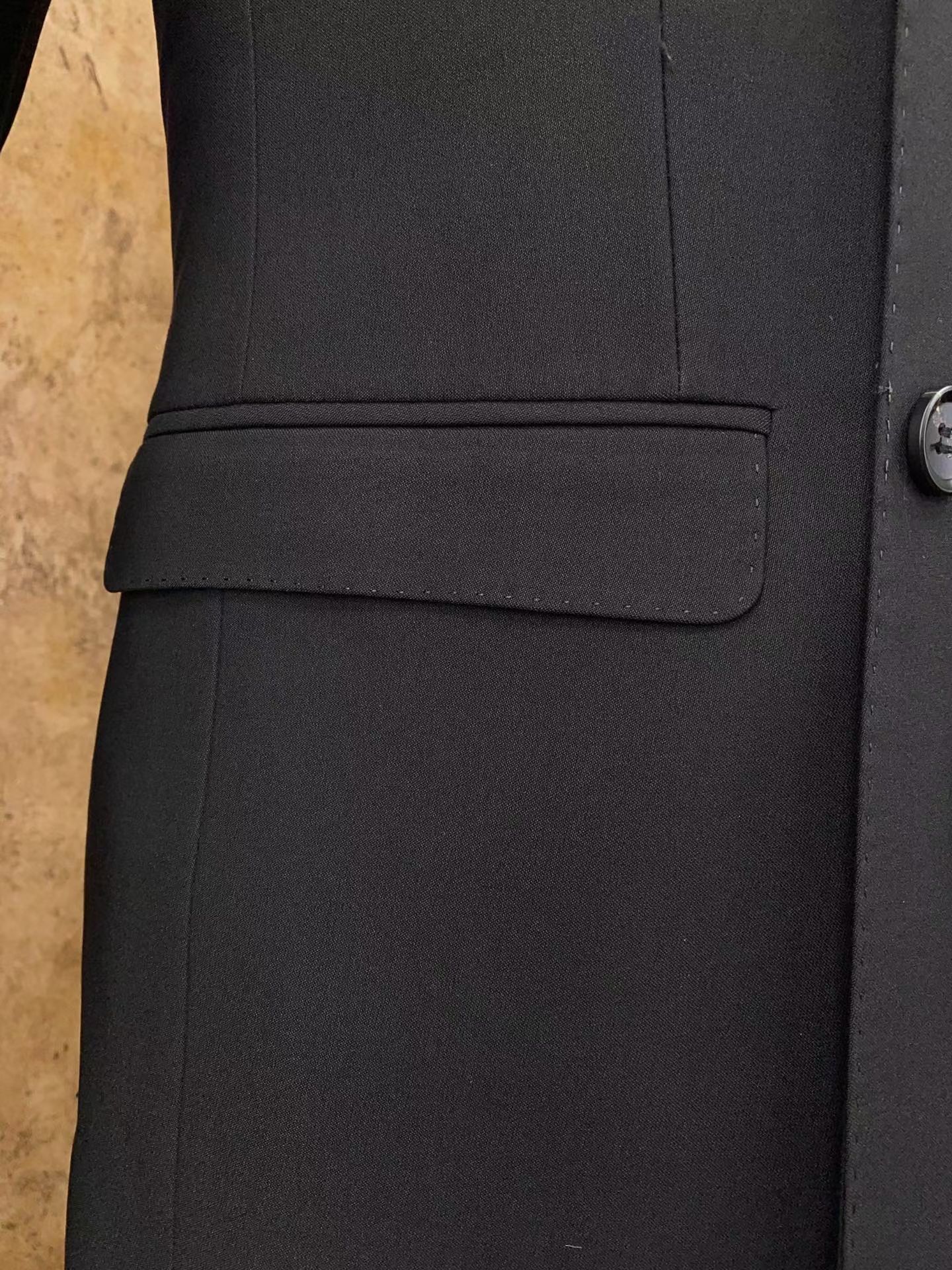 suit