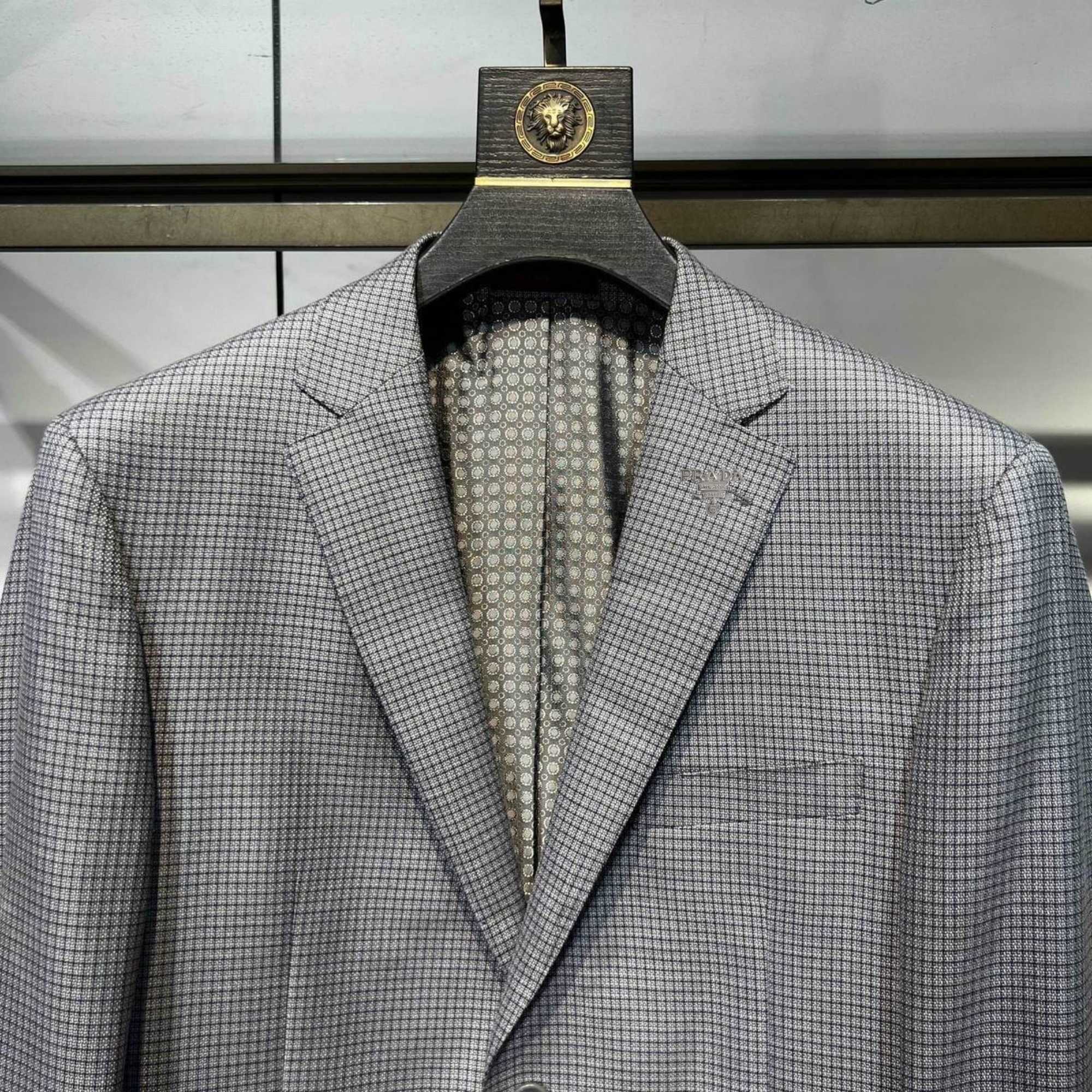 suit