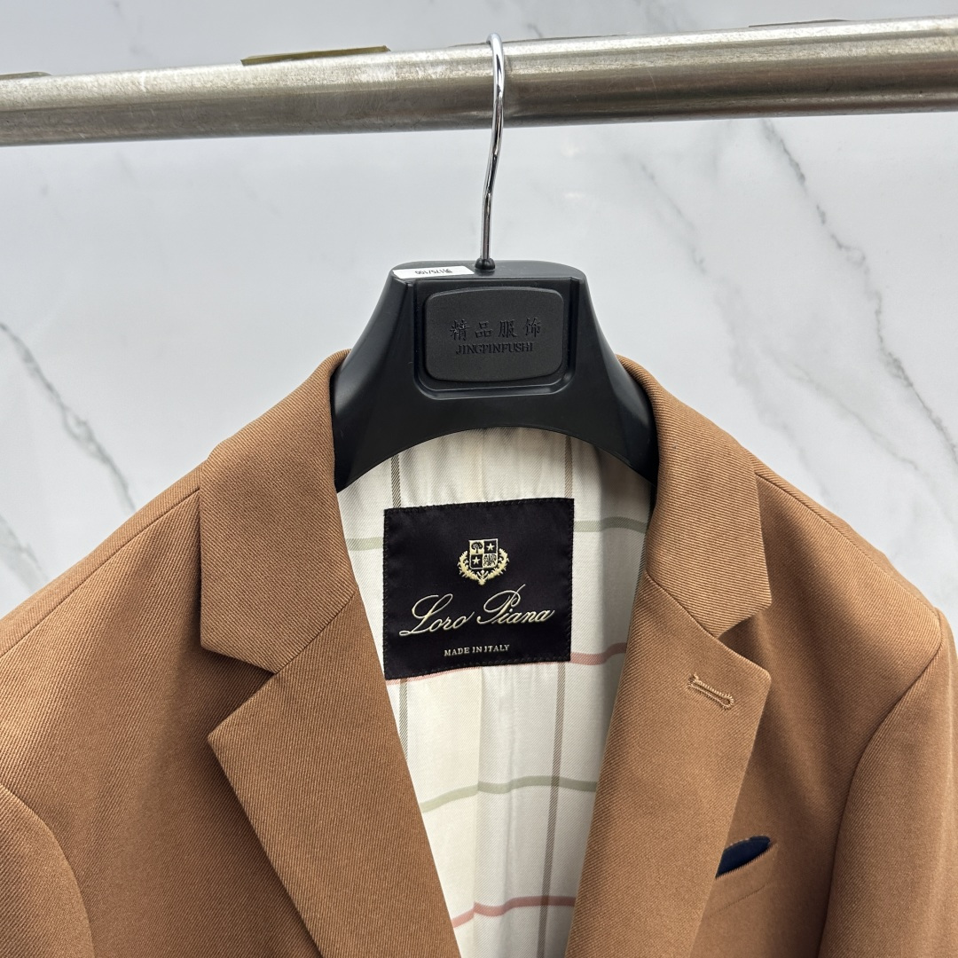 suit