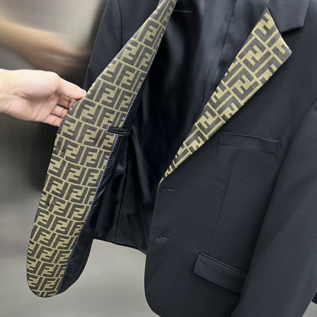 suit