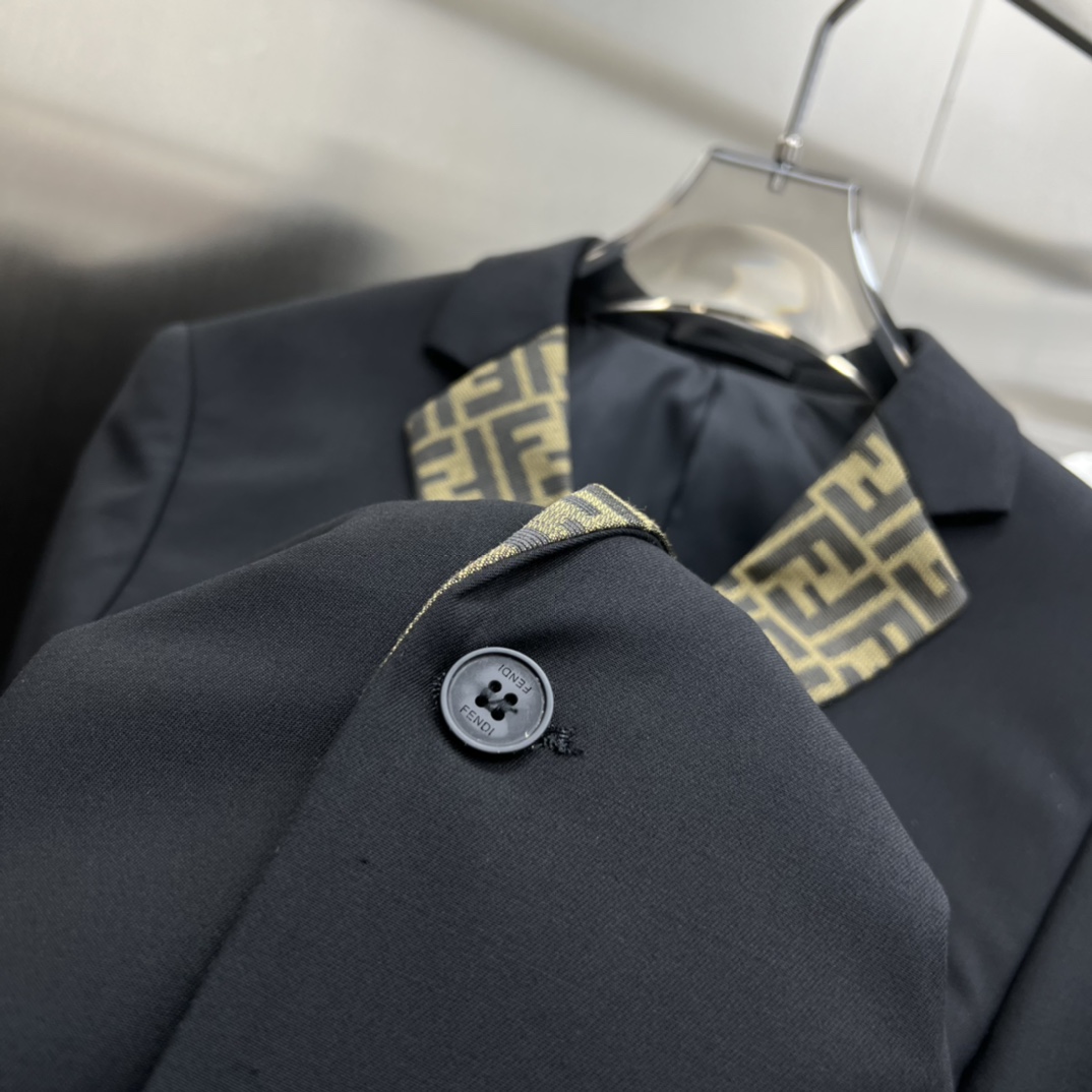 suit