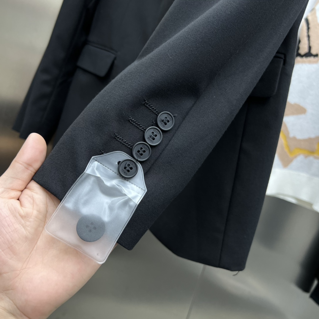 suit