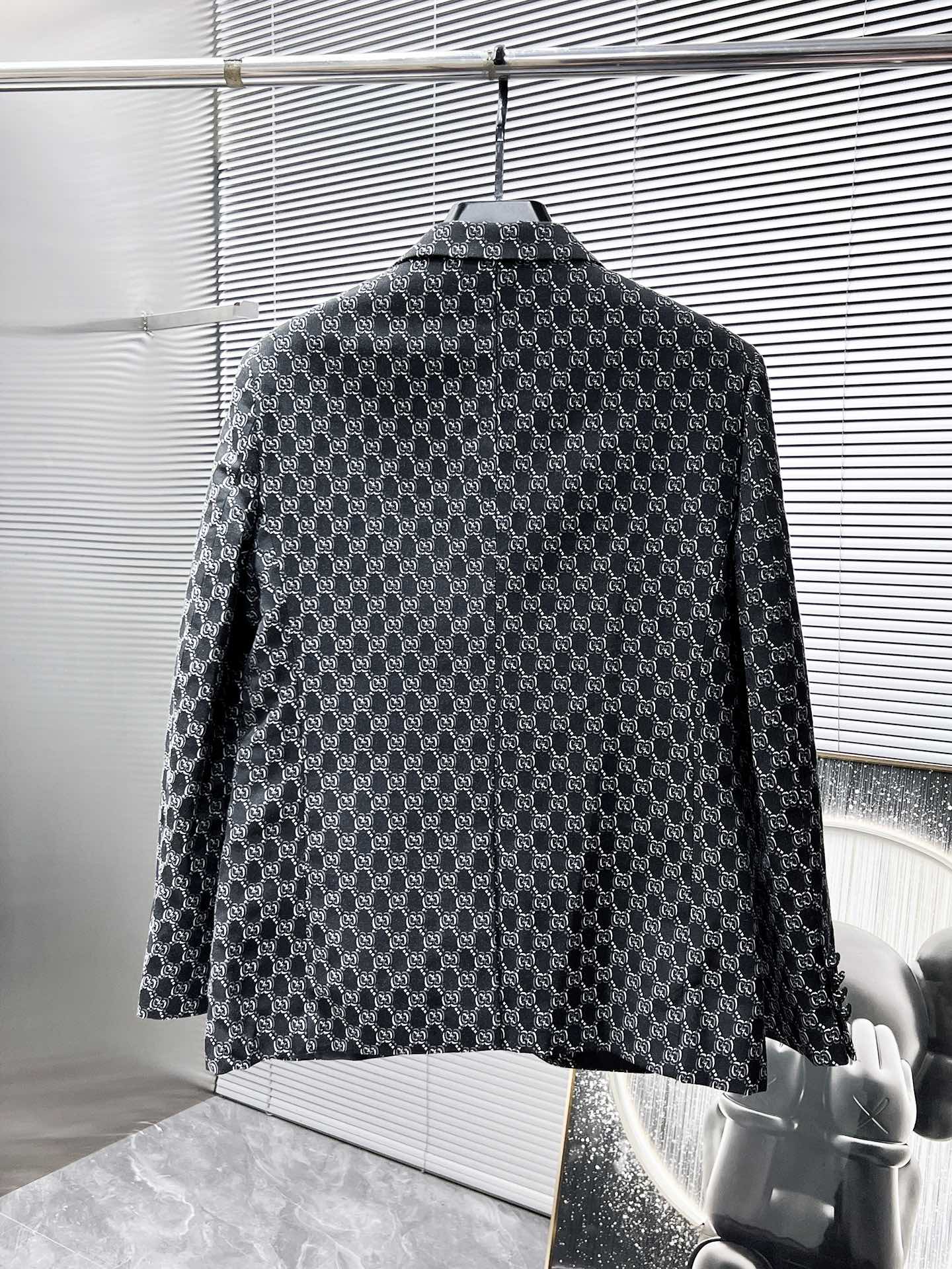 suit