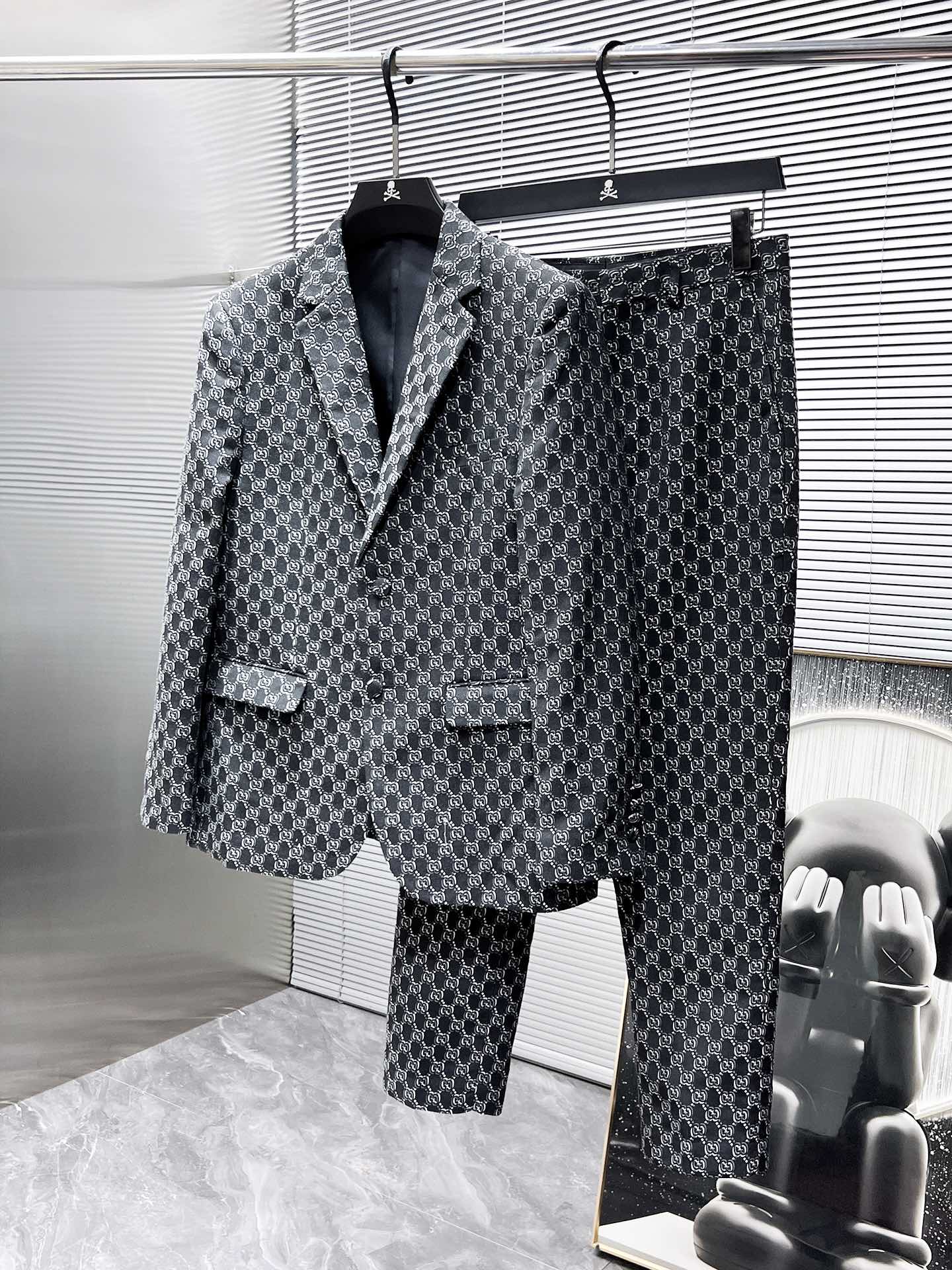 suit
