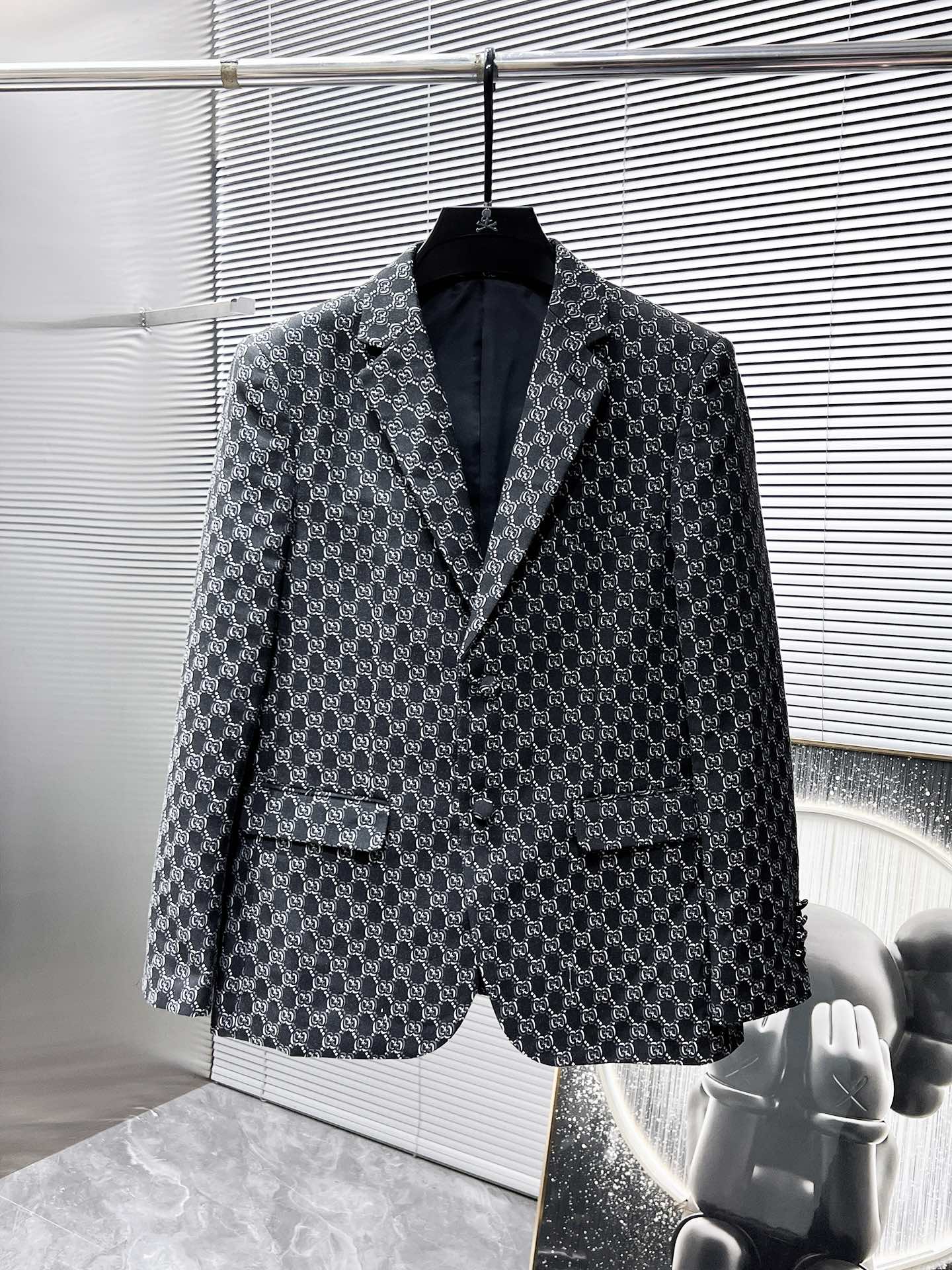 suit