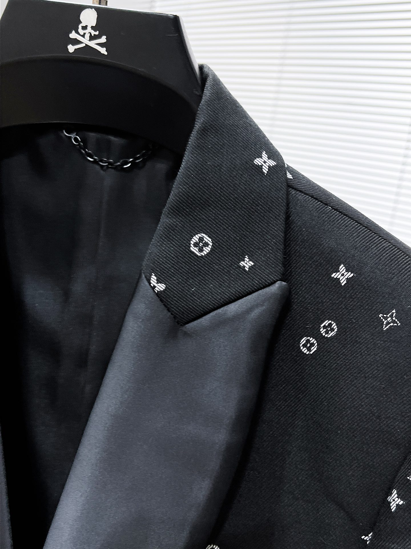 suit