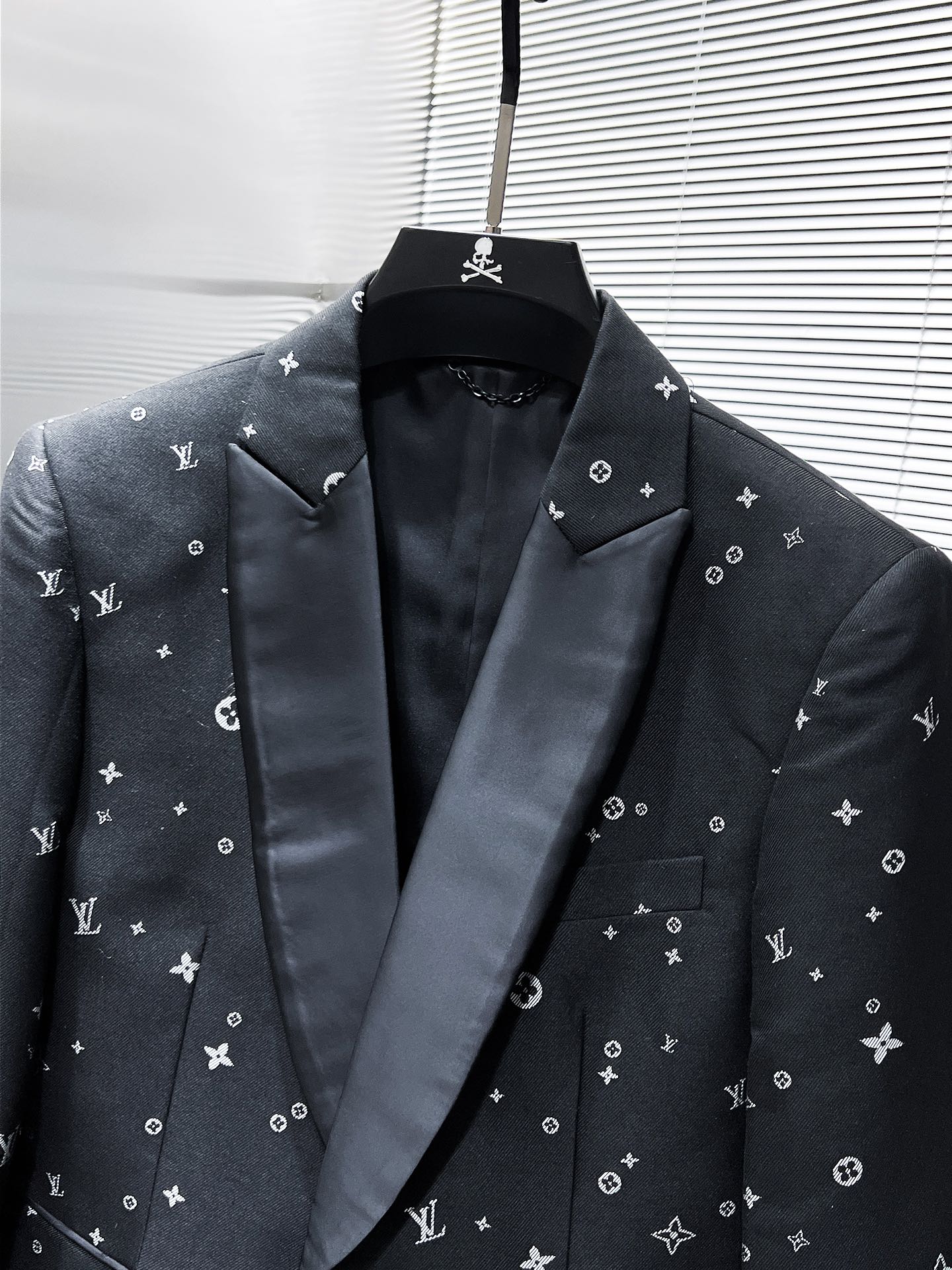 suit