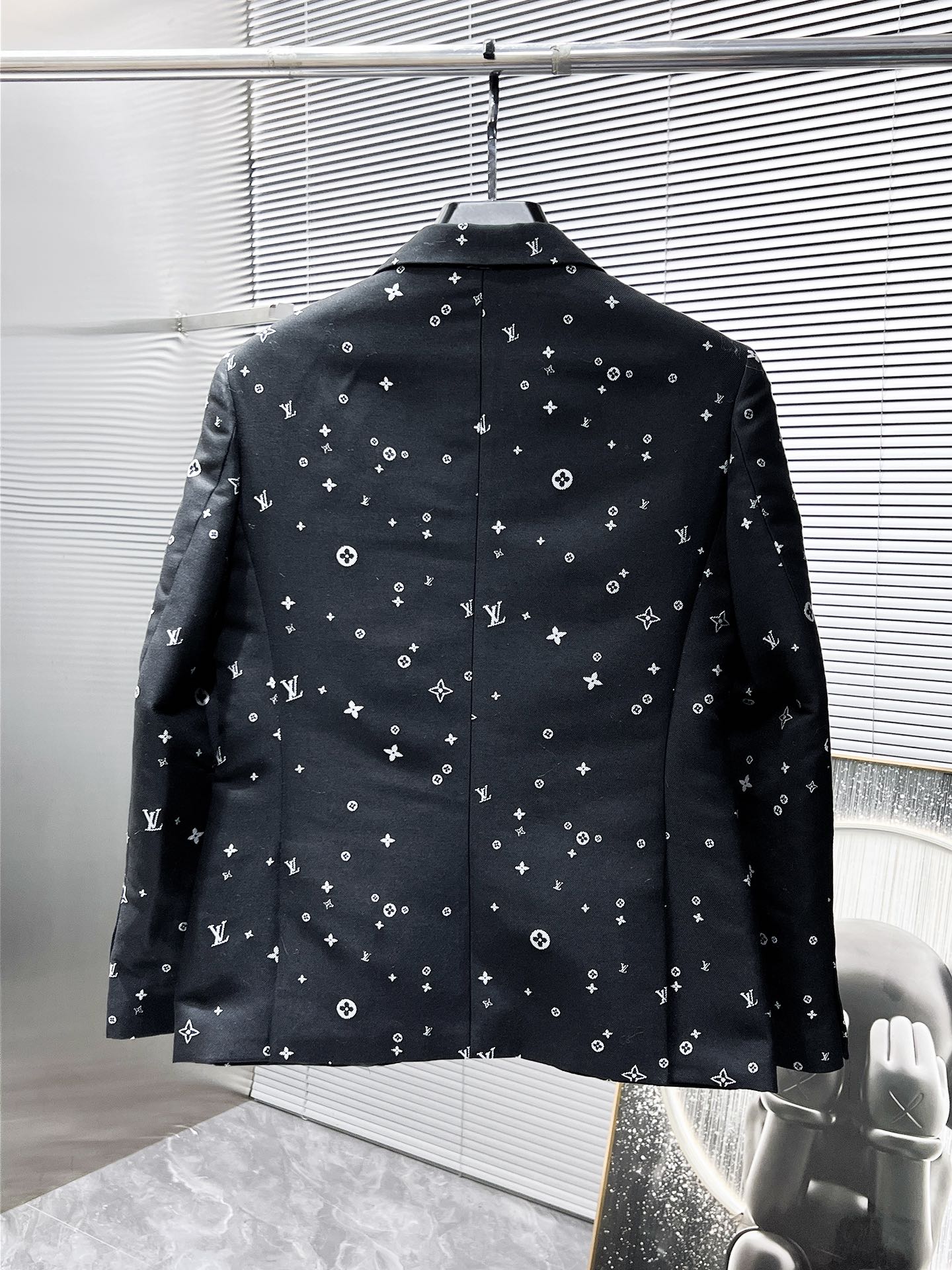 suit