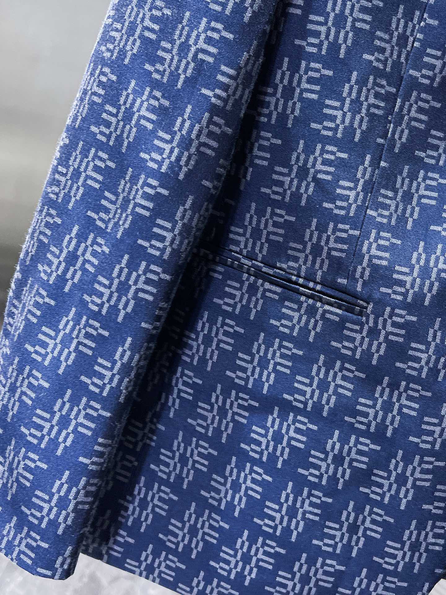 suit
