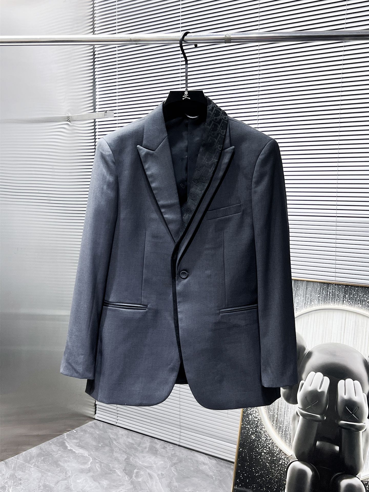 suit