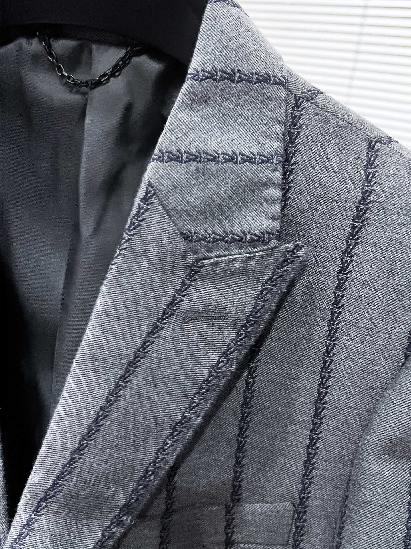 suit