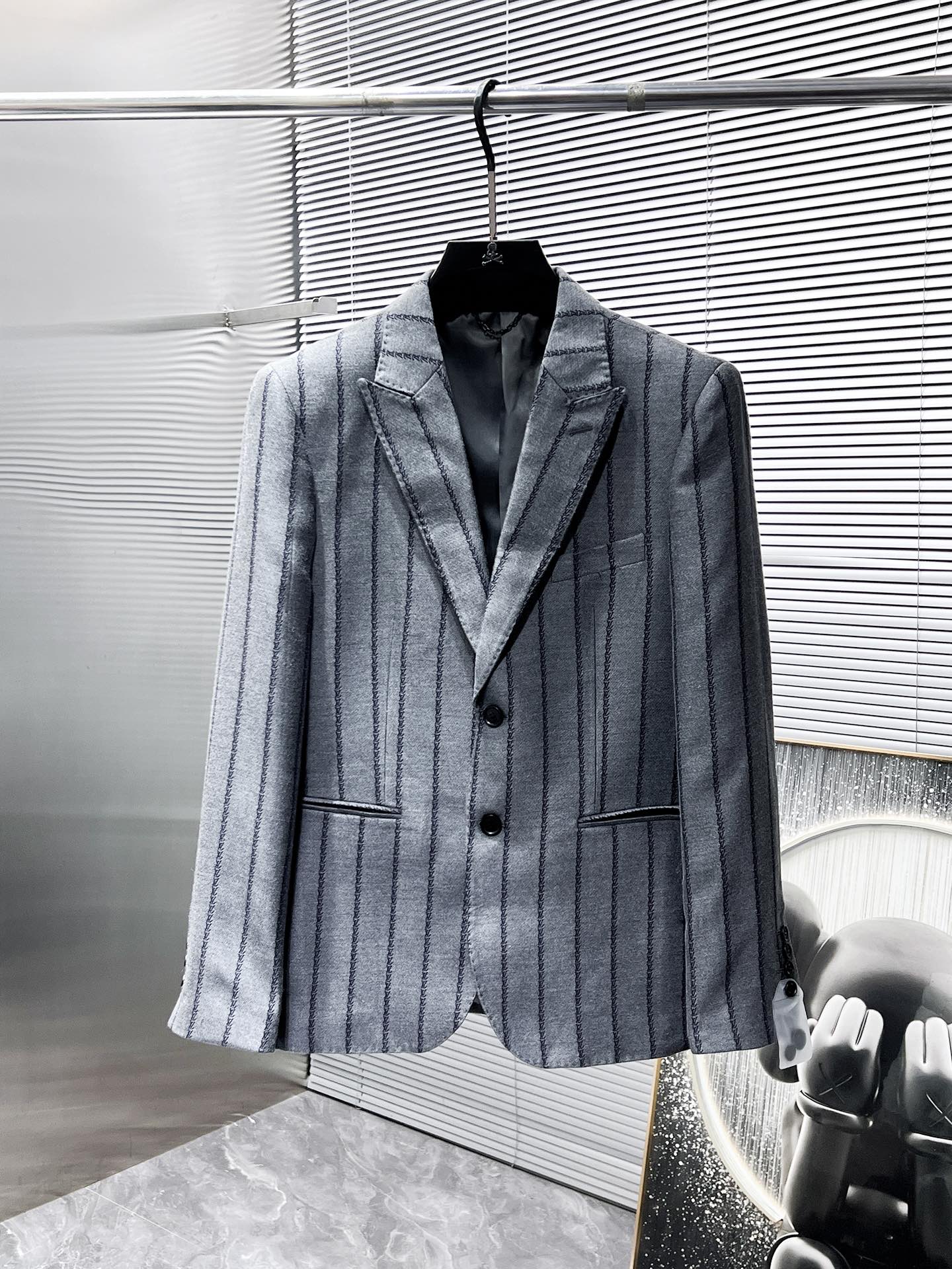 suit