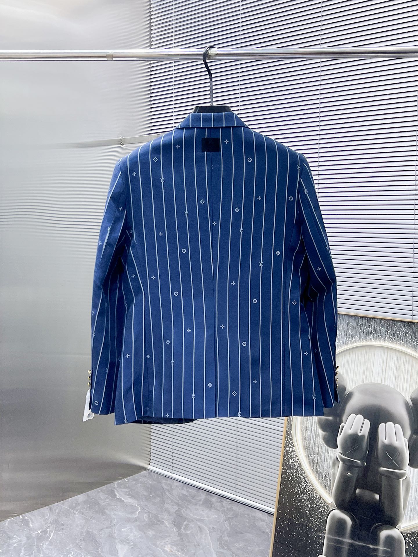 suit