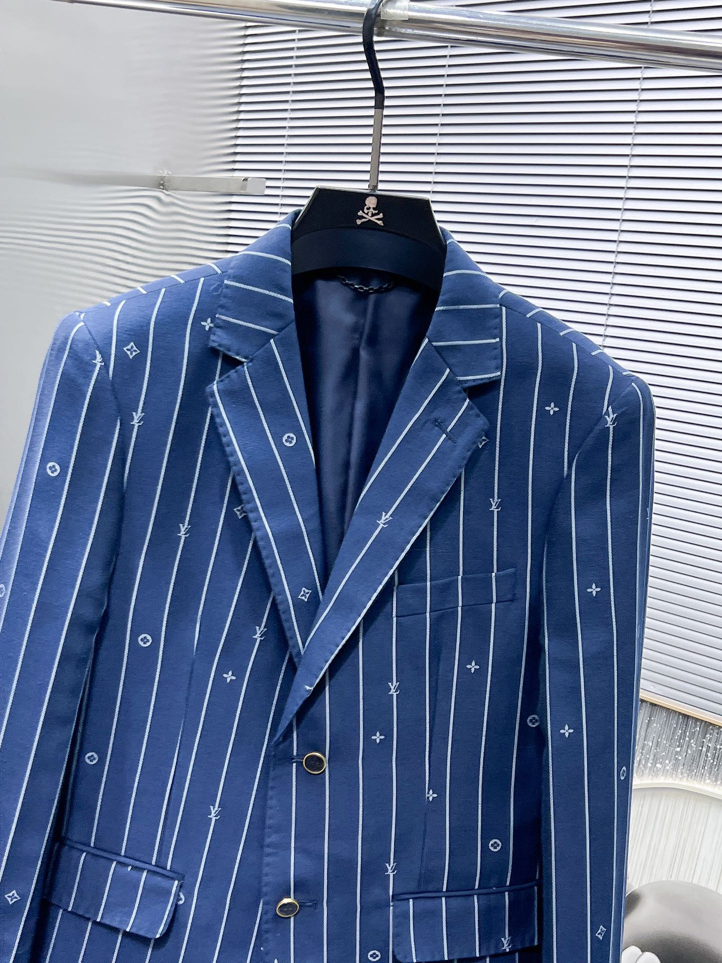 suit