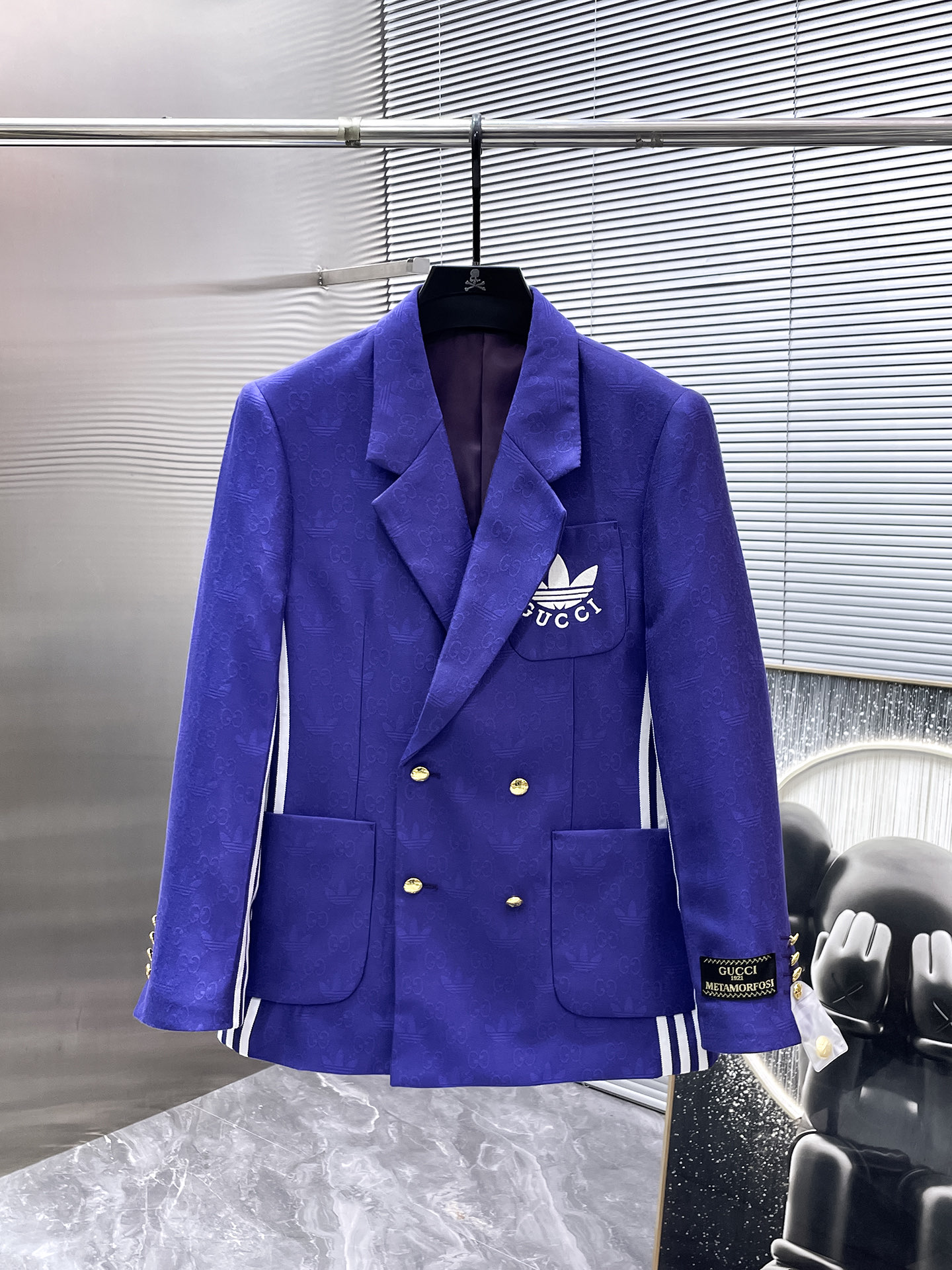 suit