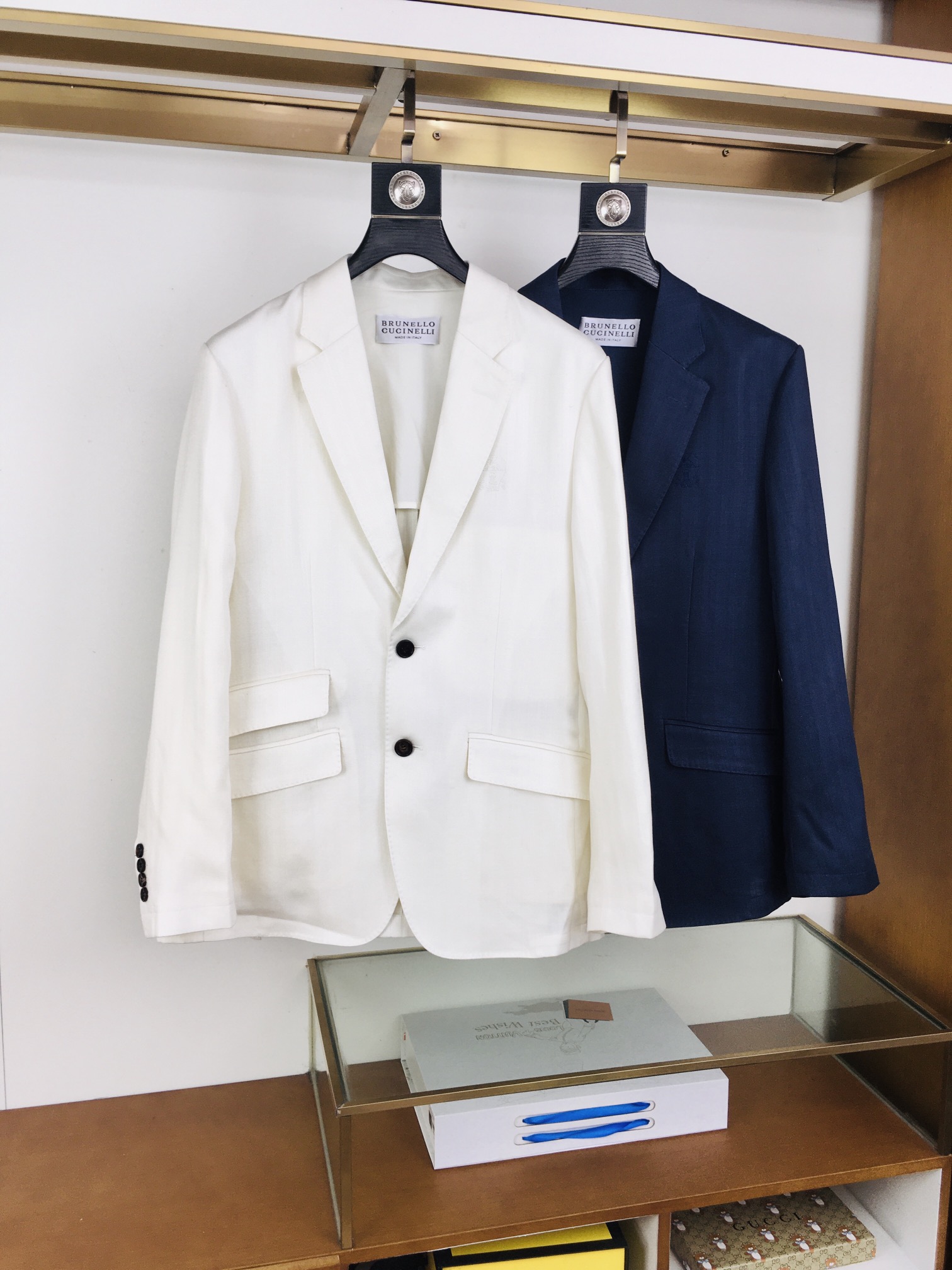 suit
