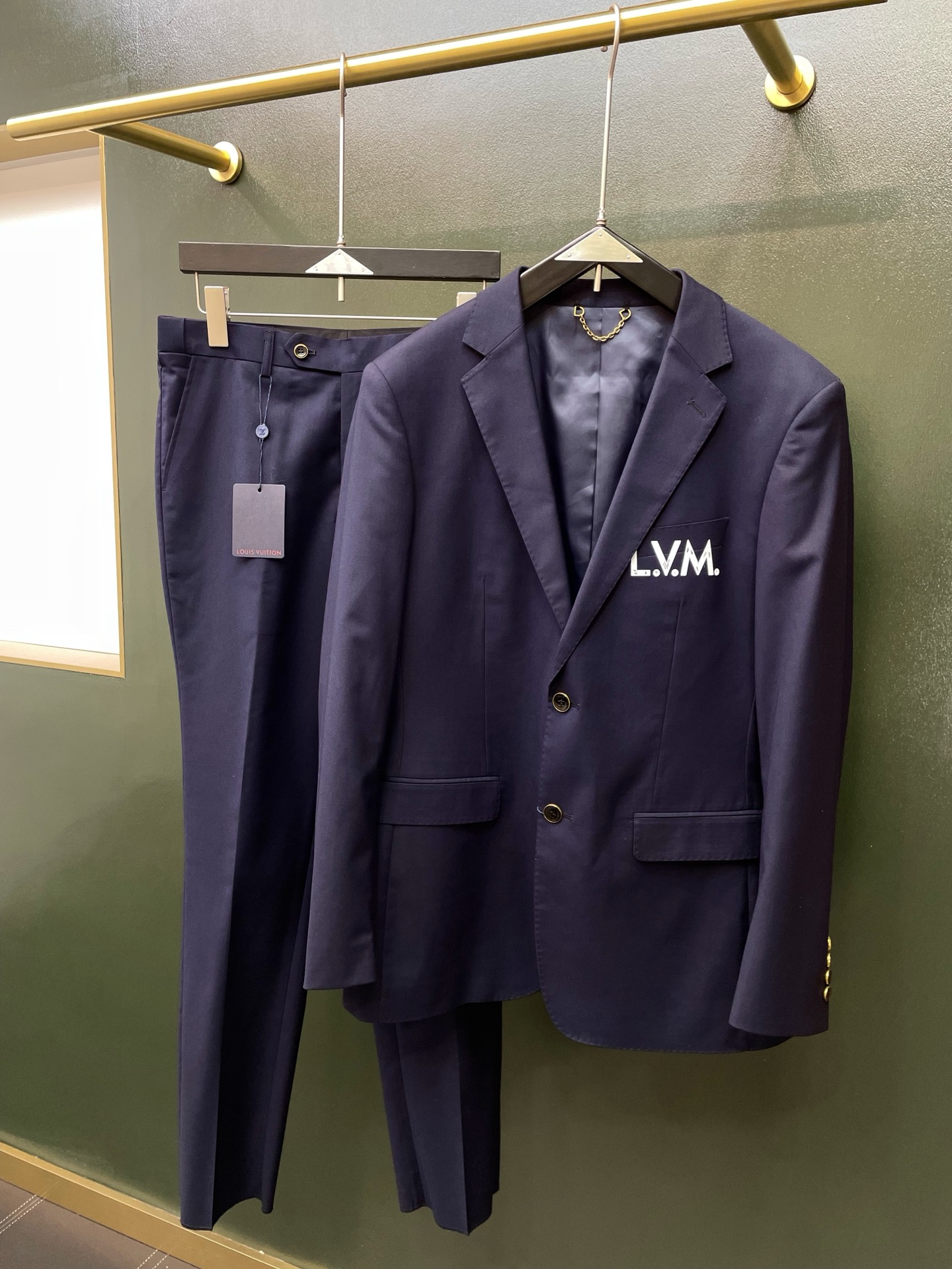 suit