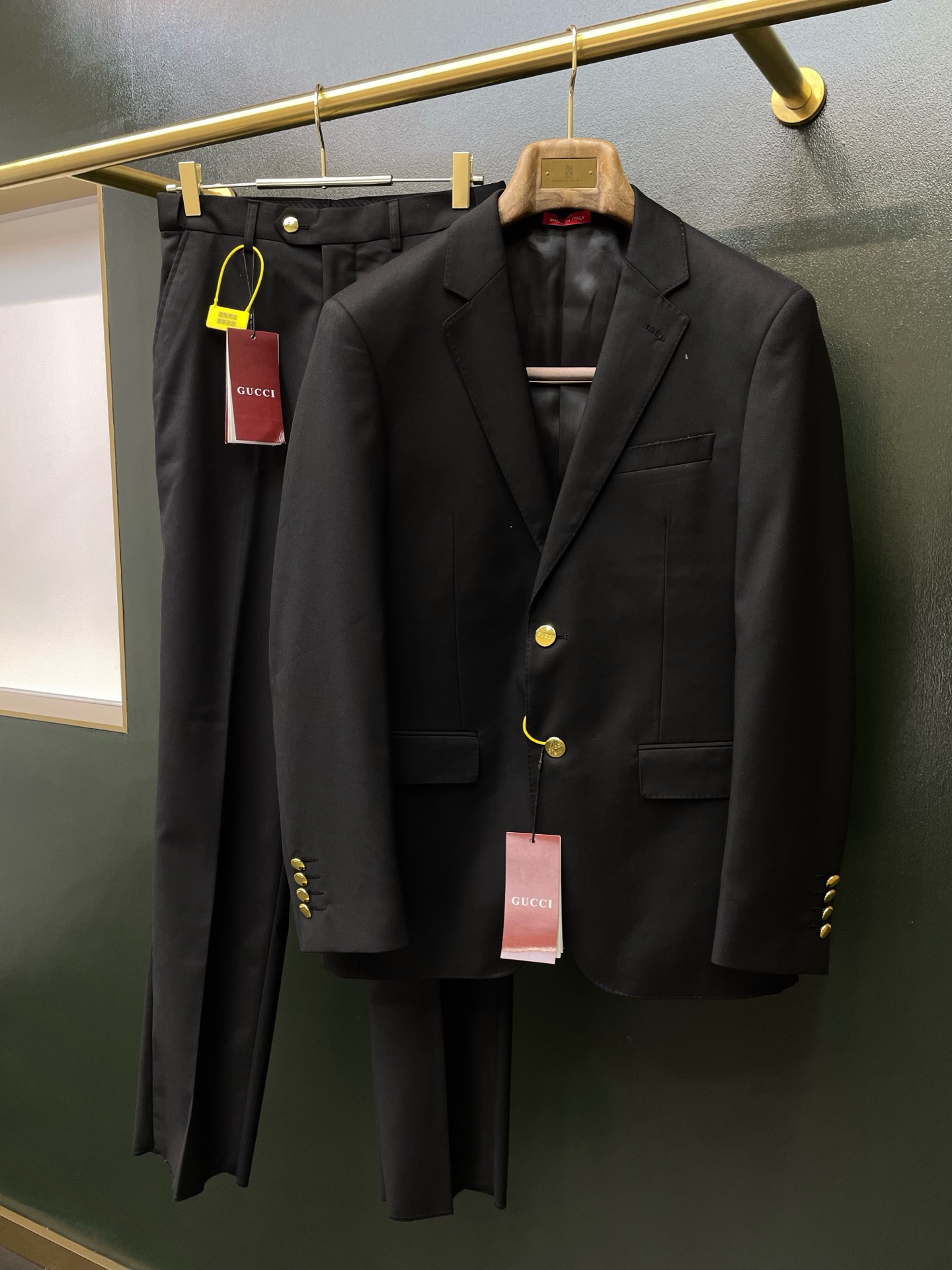 suit