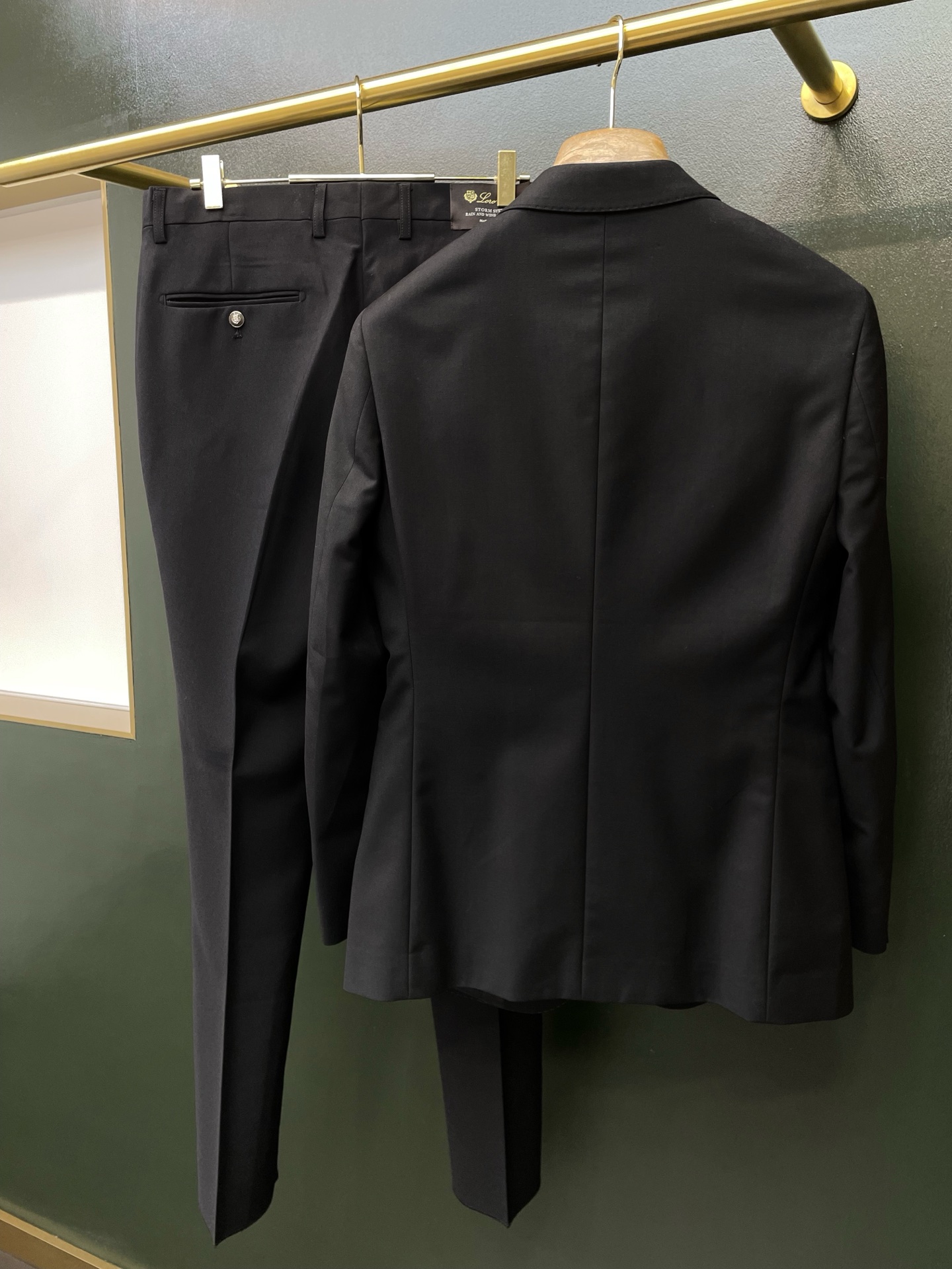 suit
