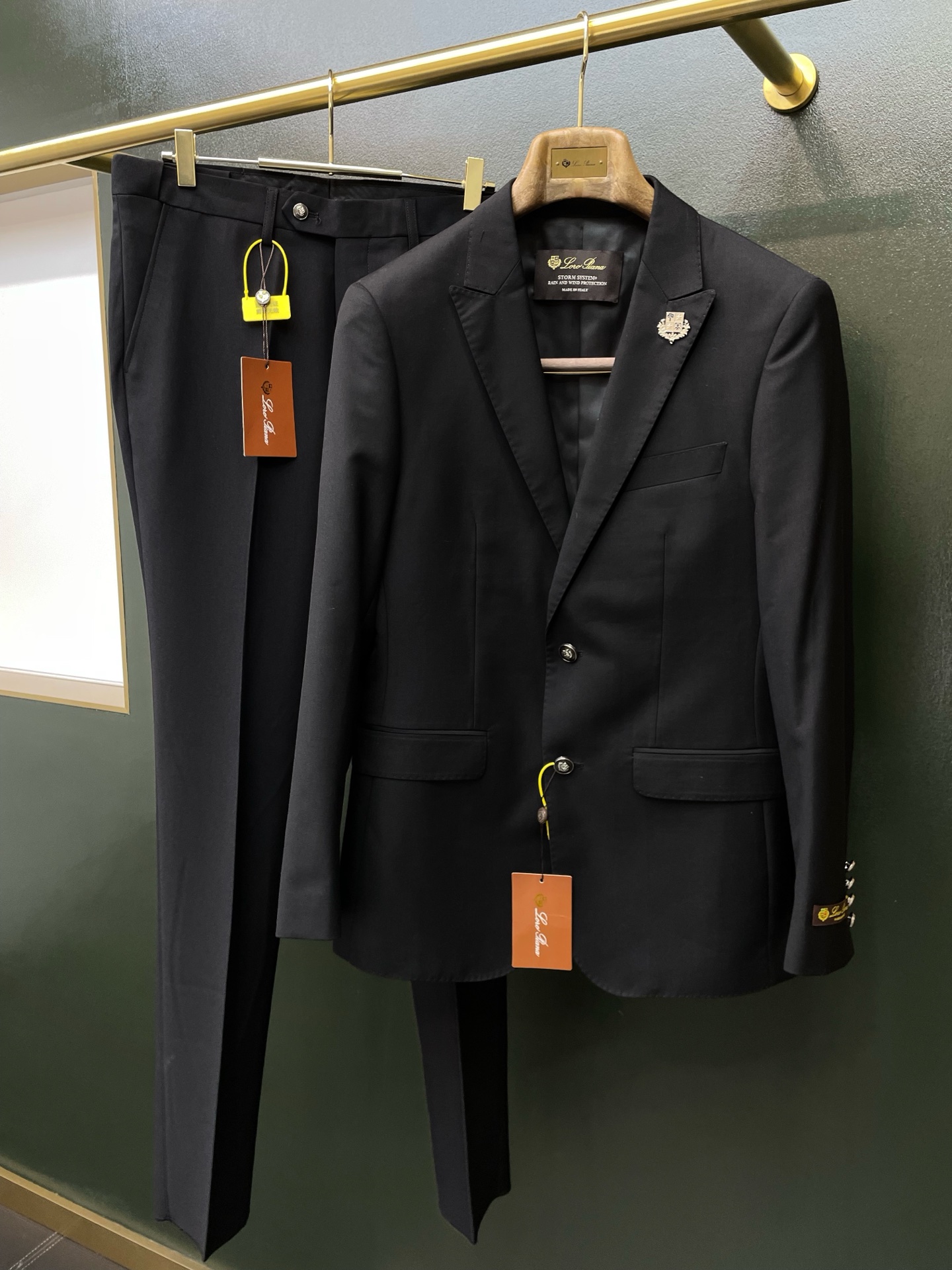 suit