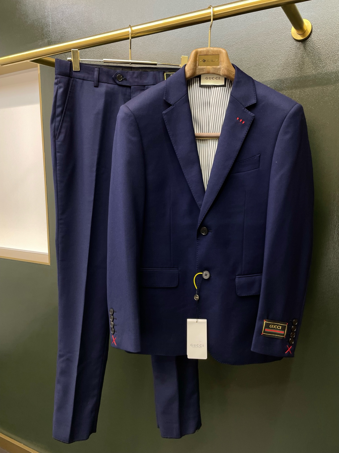 suit