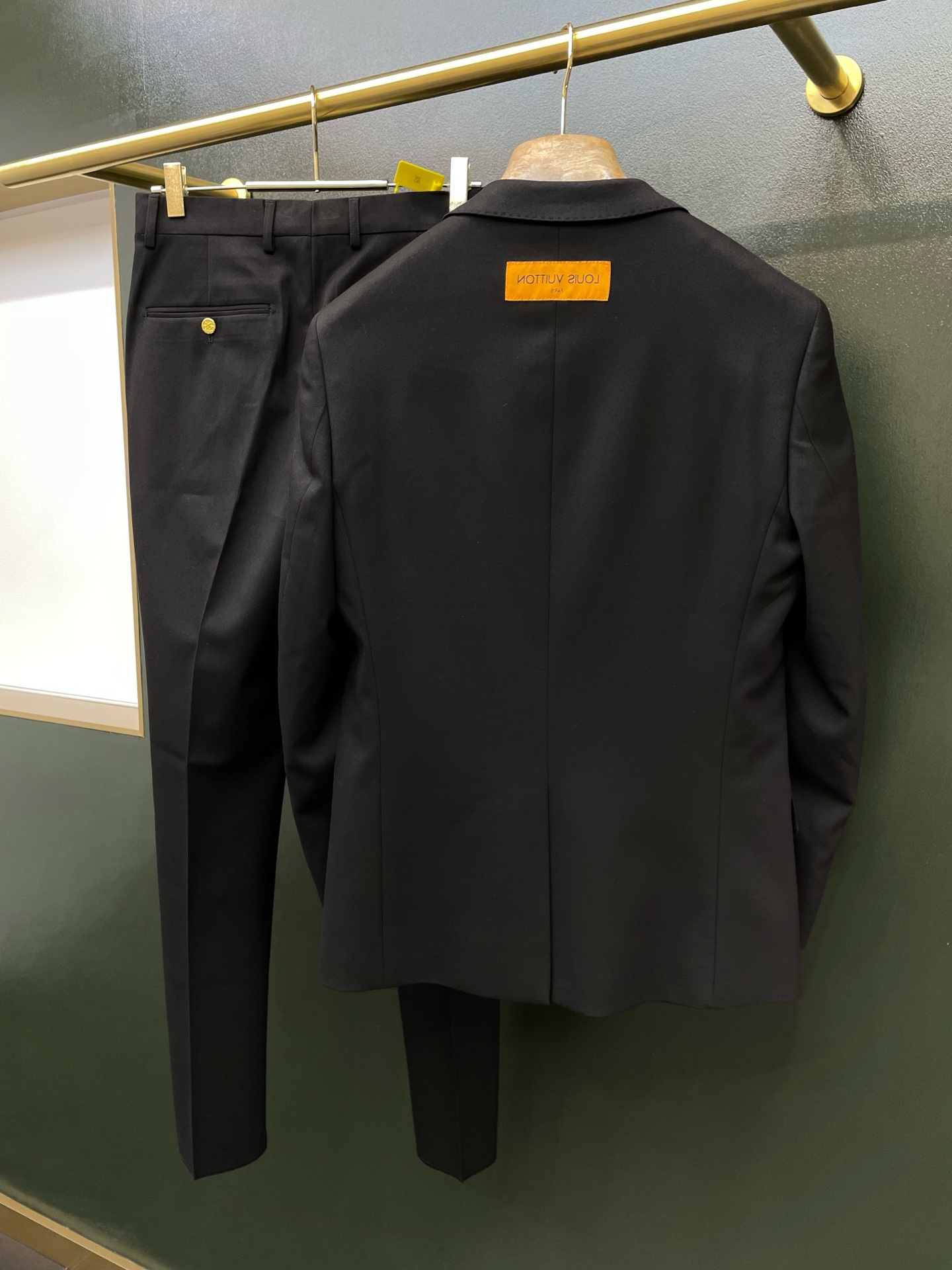 suit