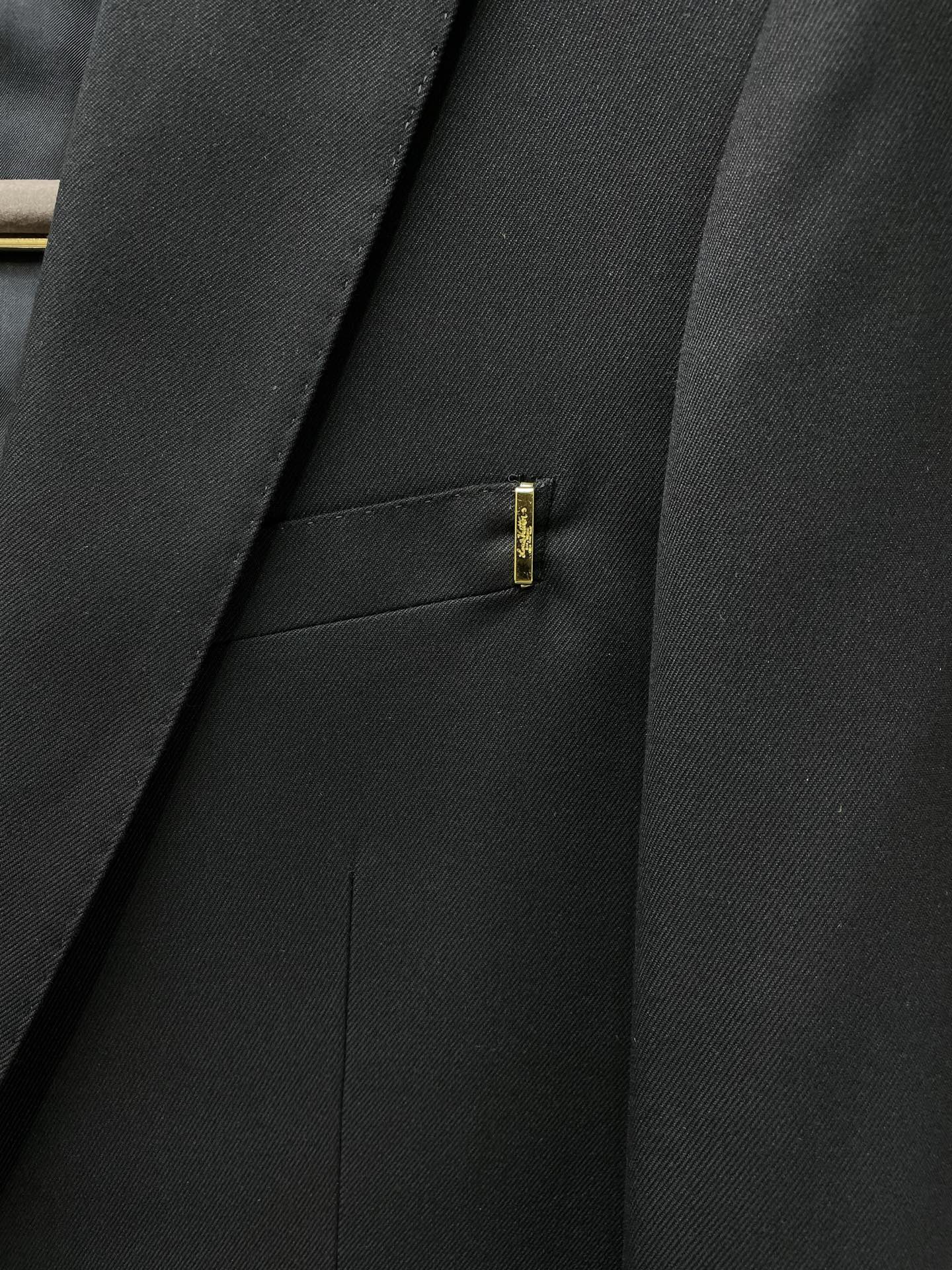 suit