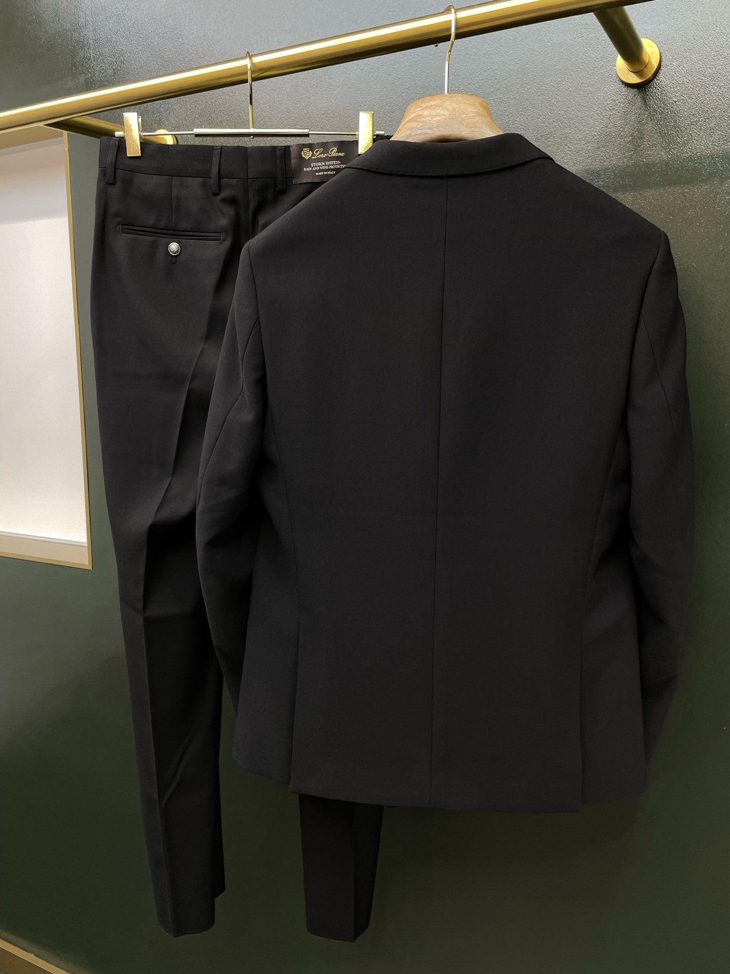 suit