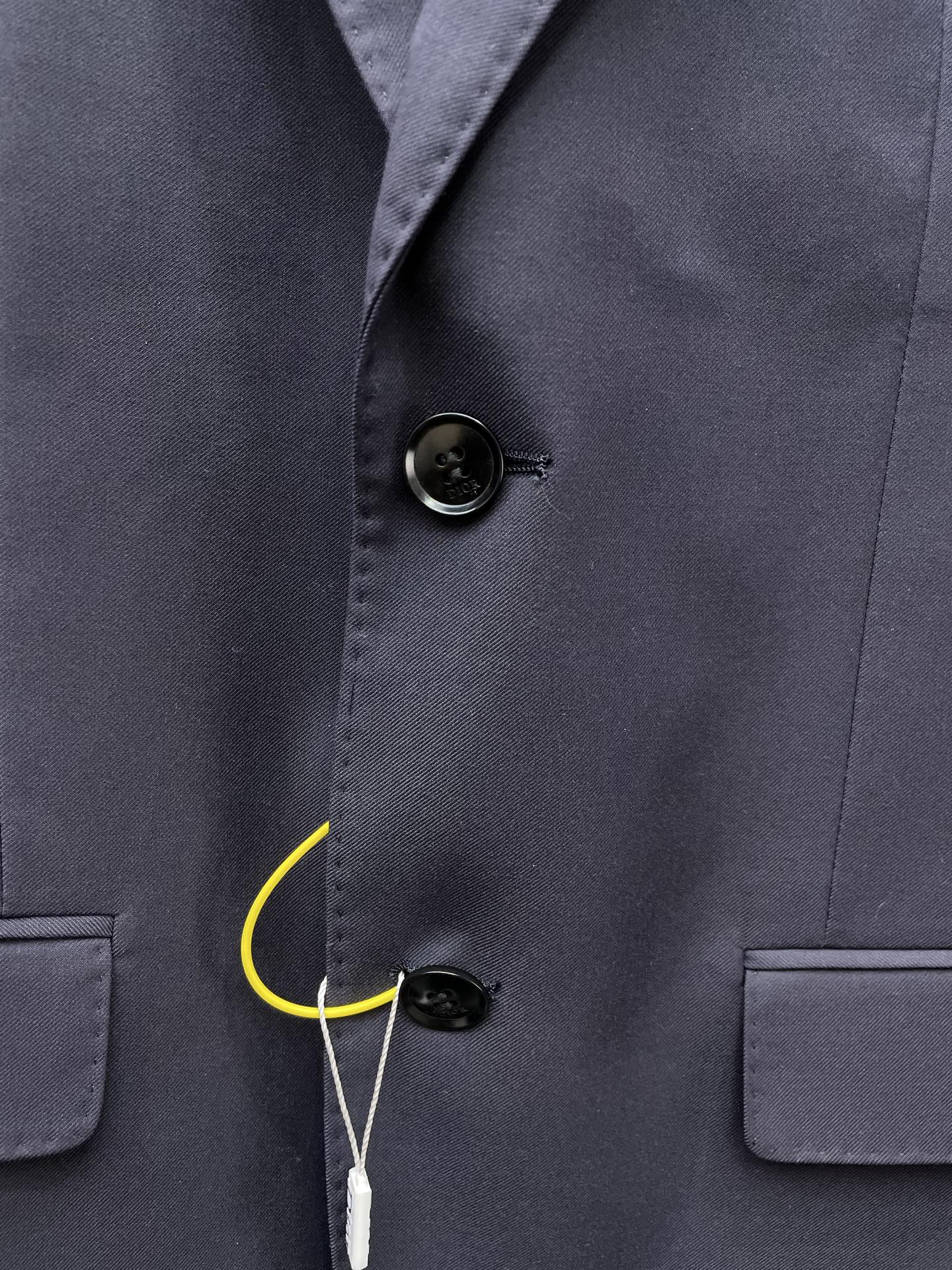 suit