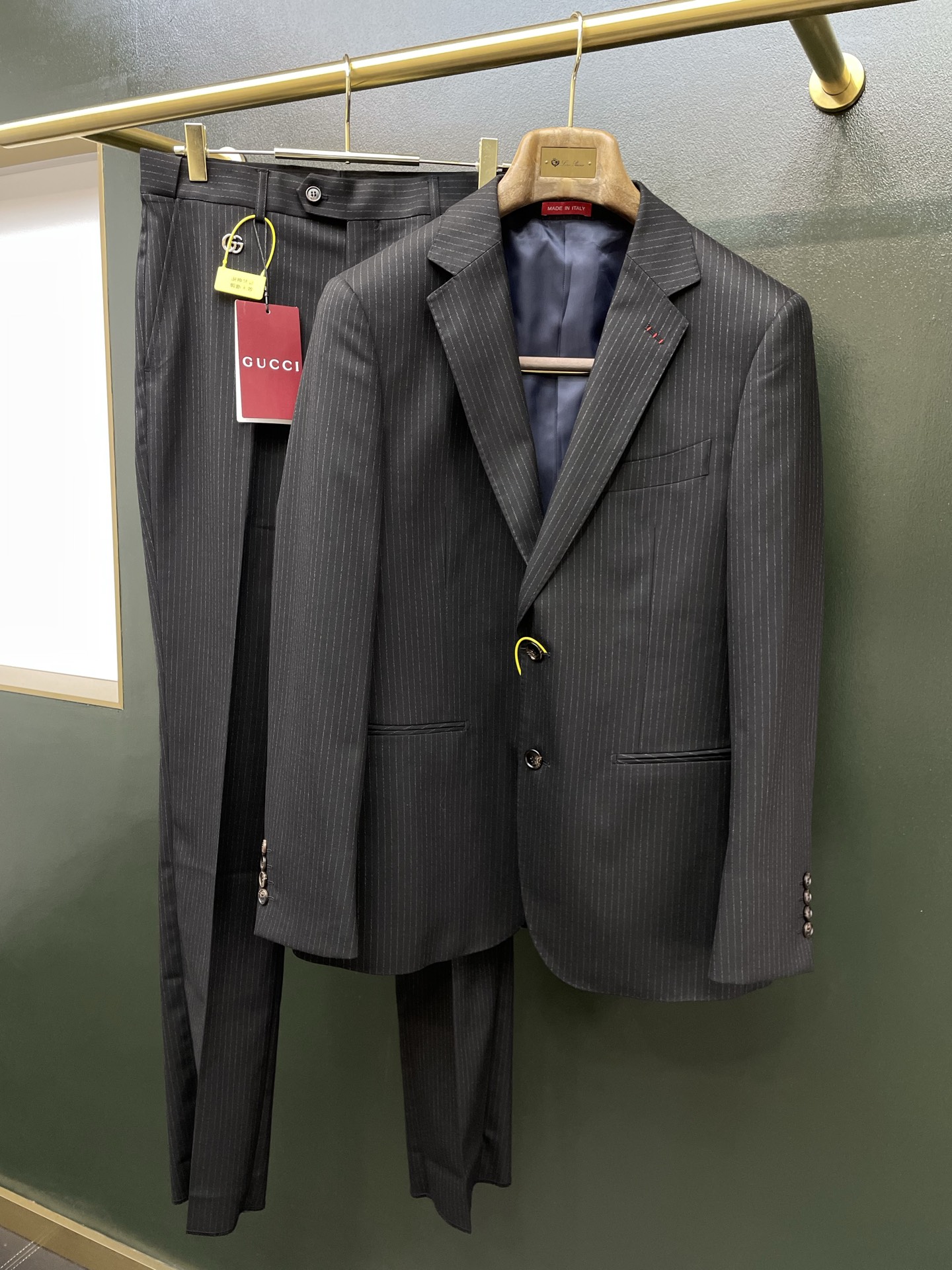 suit