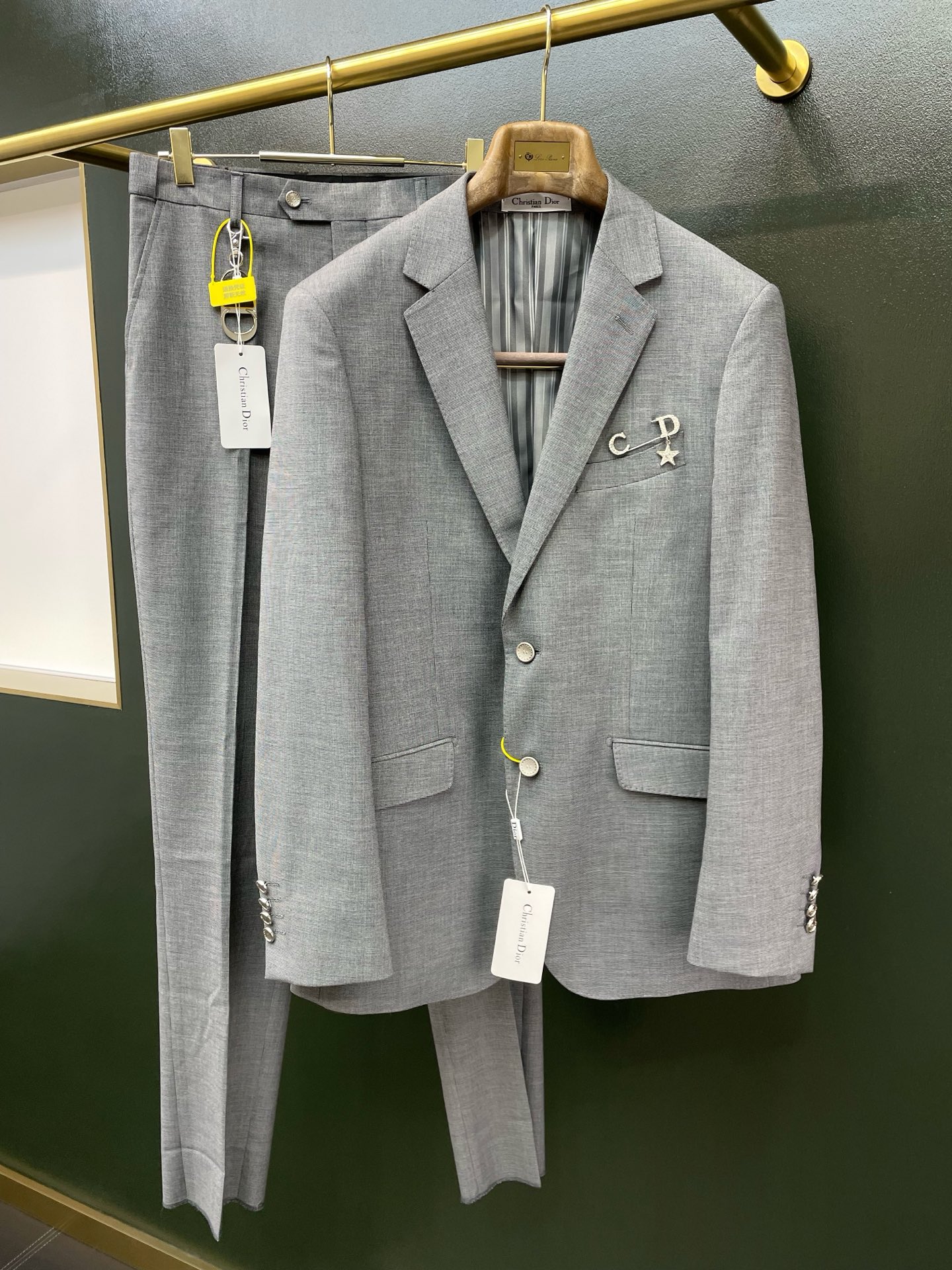 suit