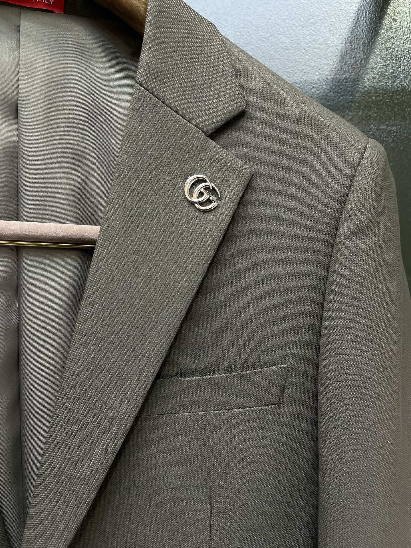 suit