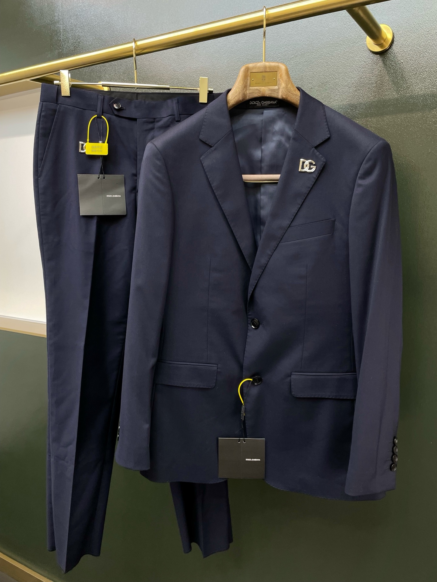suit