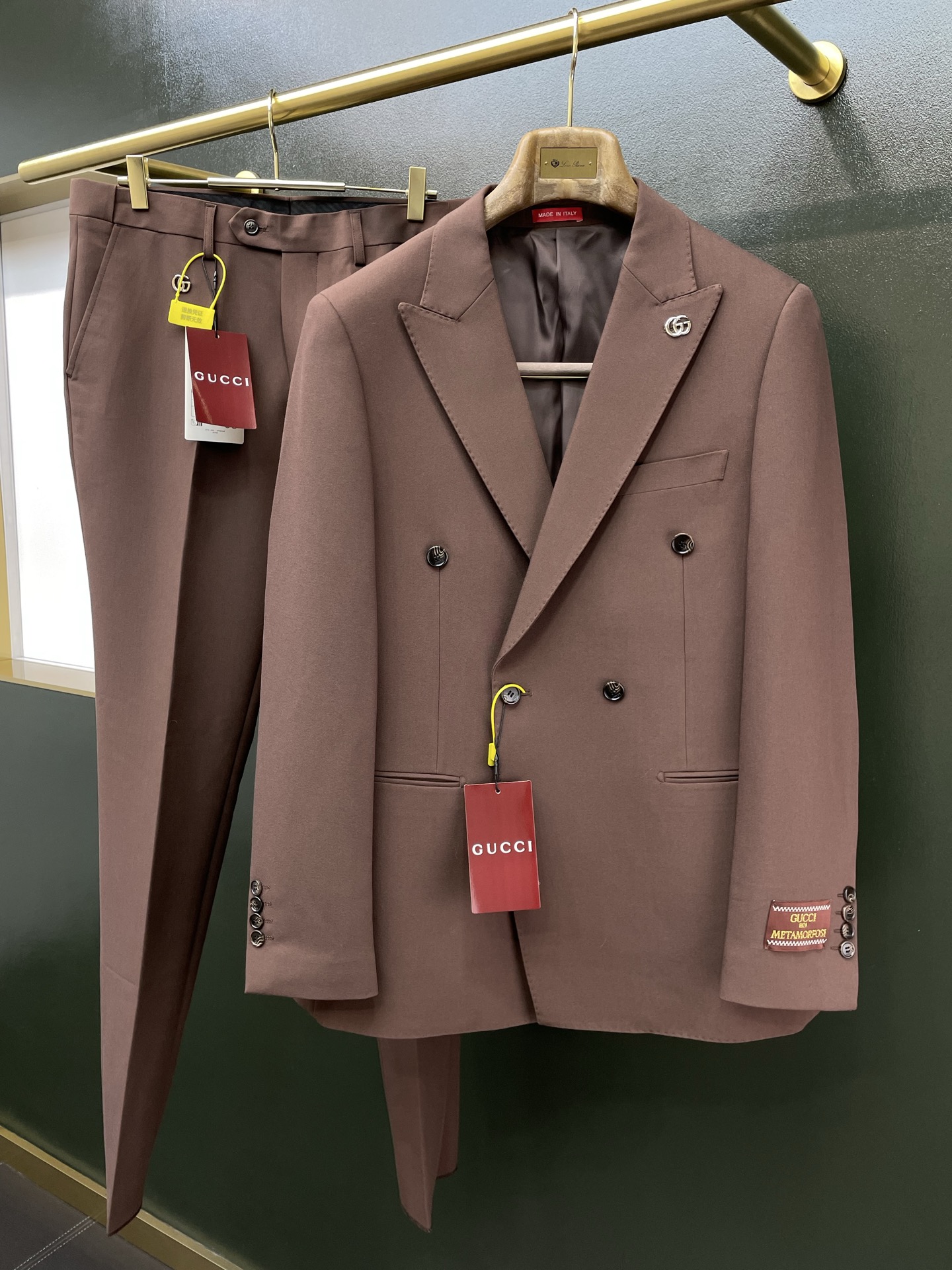 suit