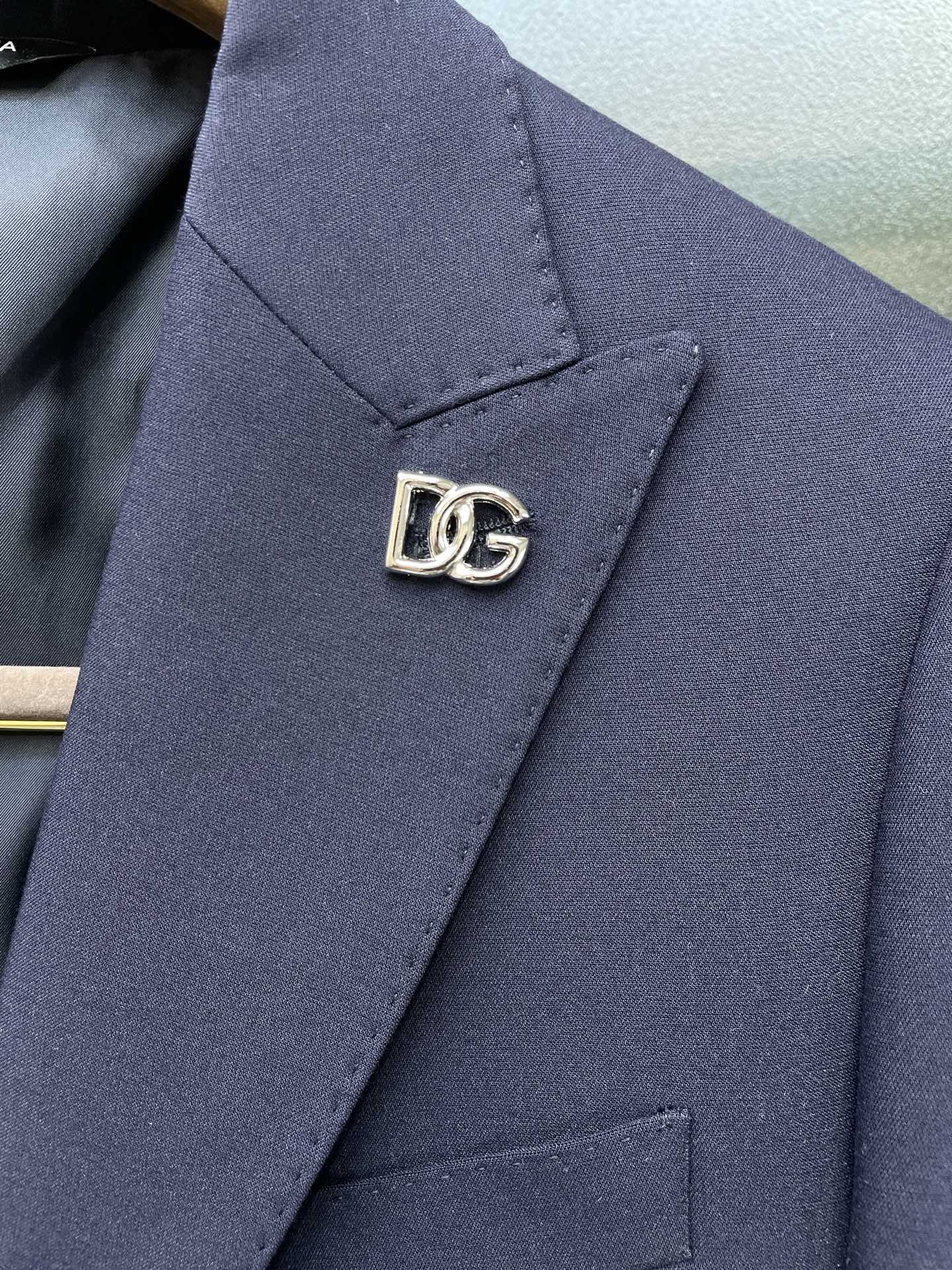 suit