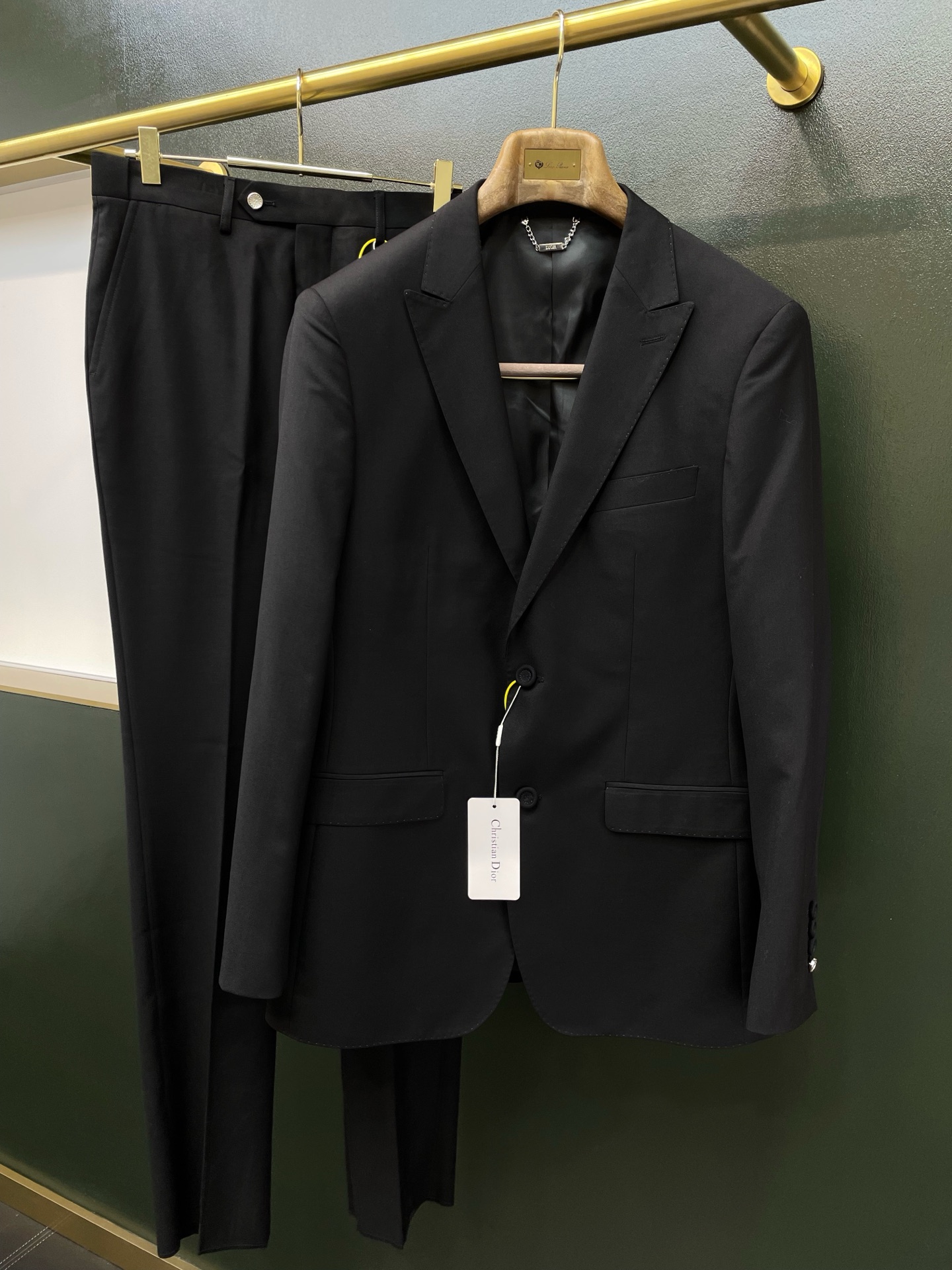 suit
