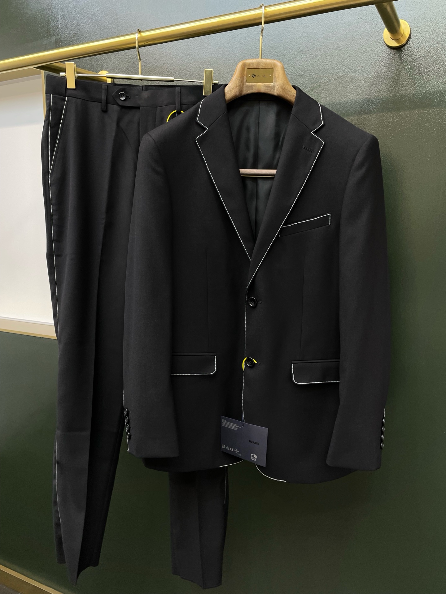 suit