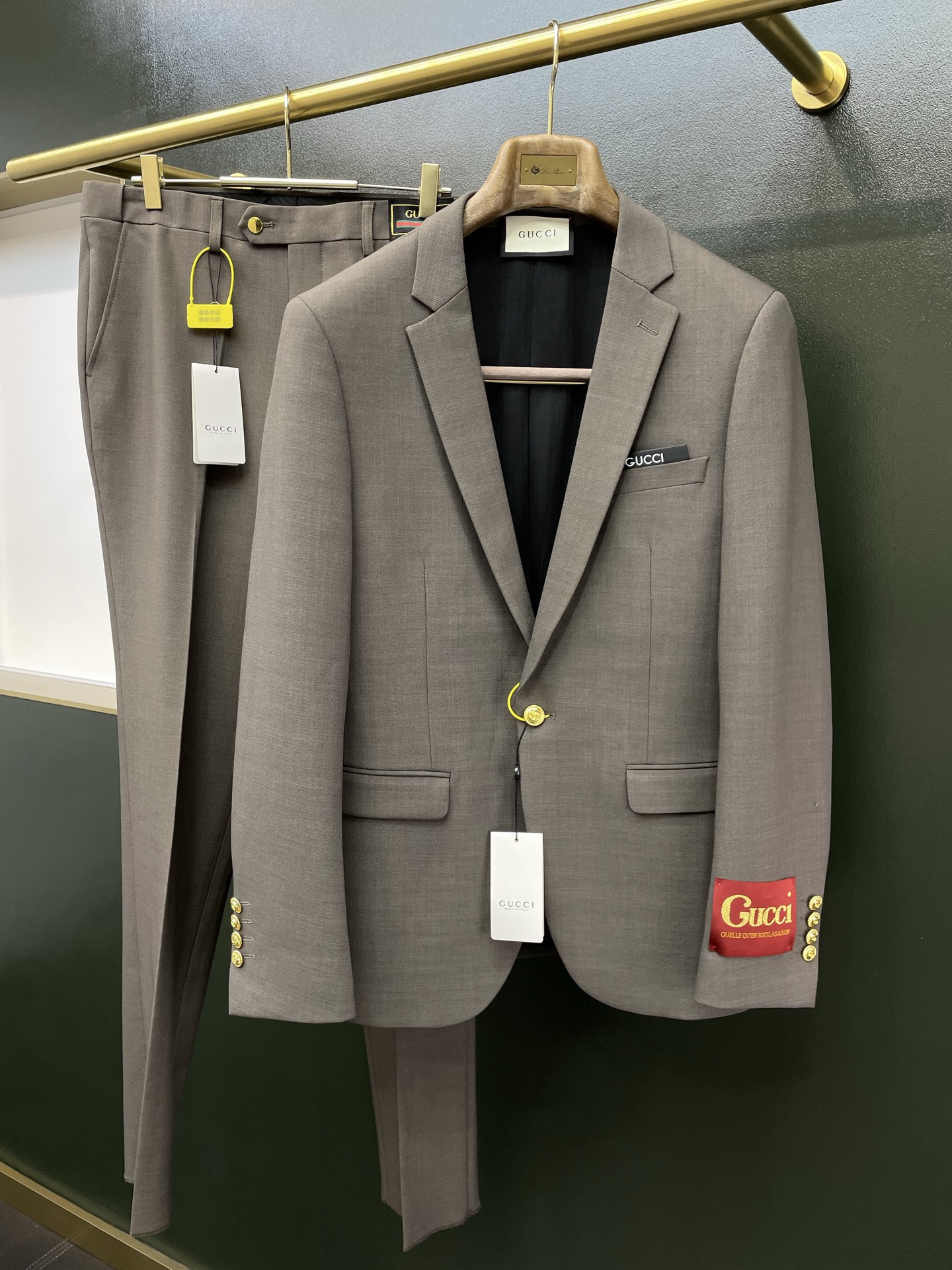 suit