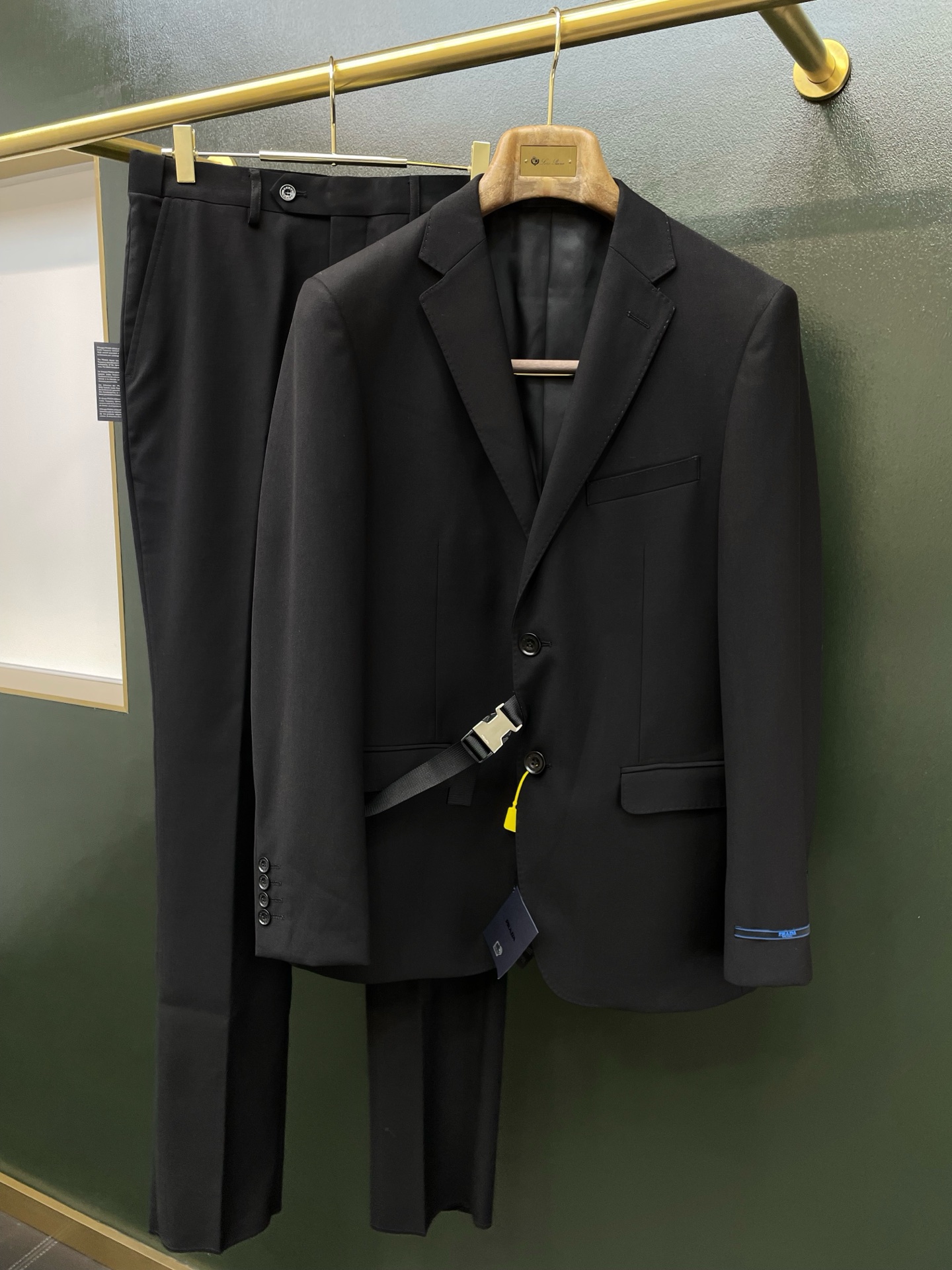 suit