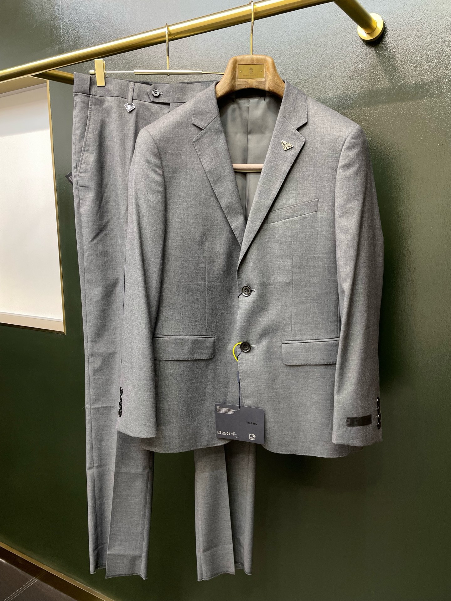 suit