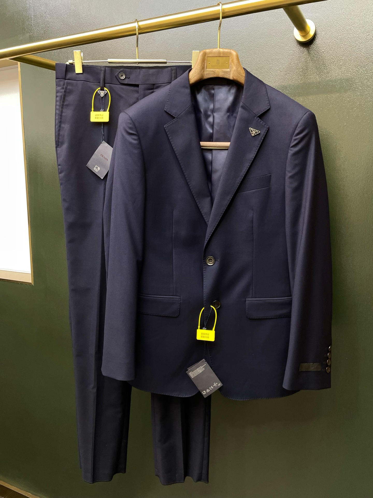 suit