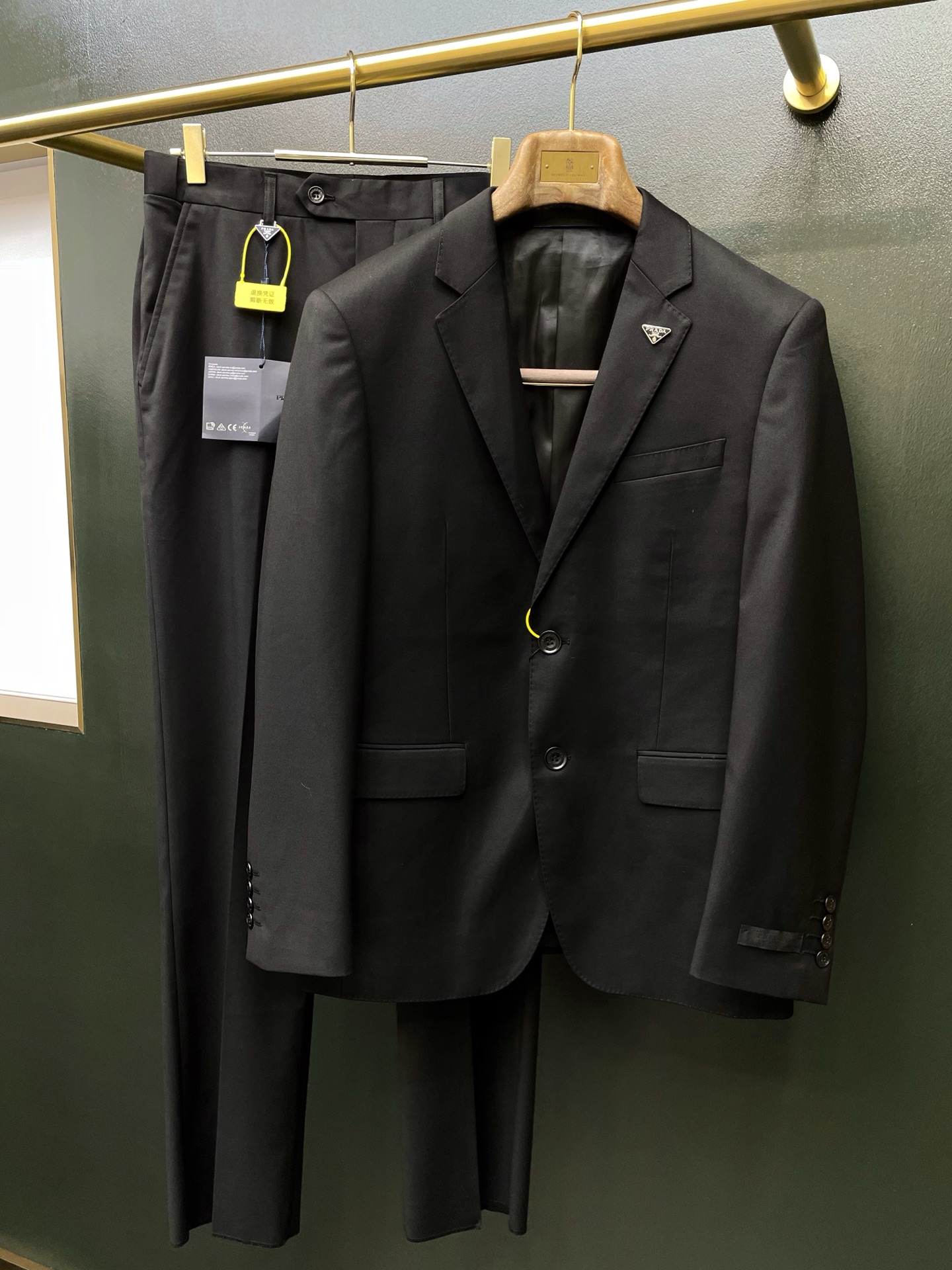 suit