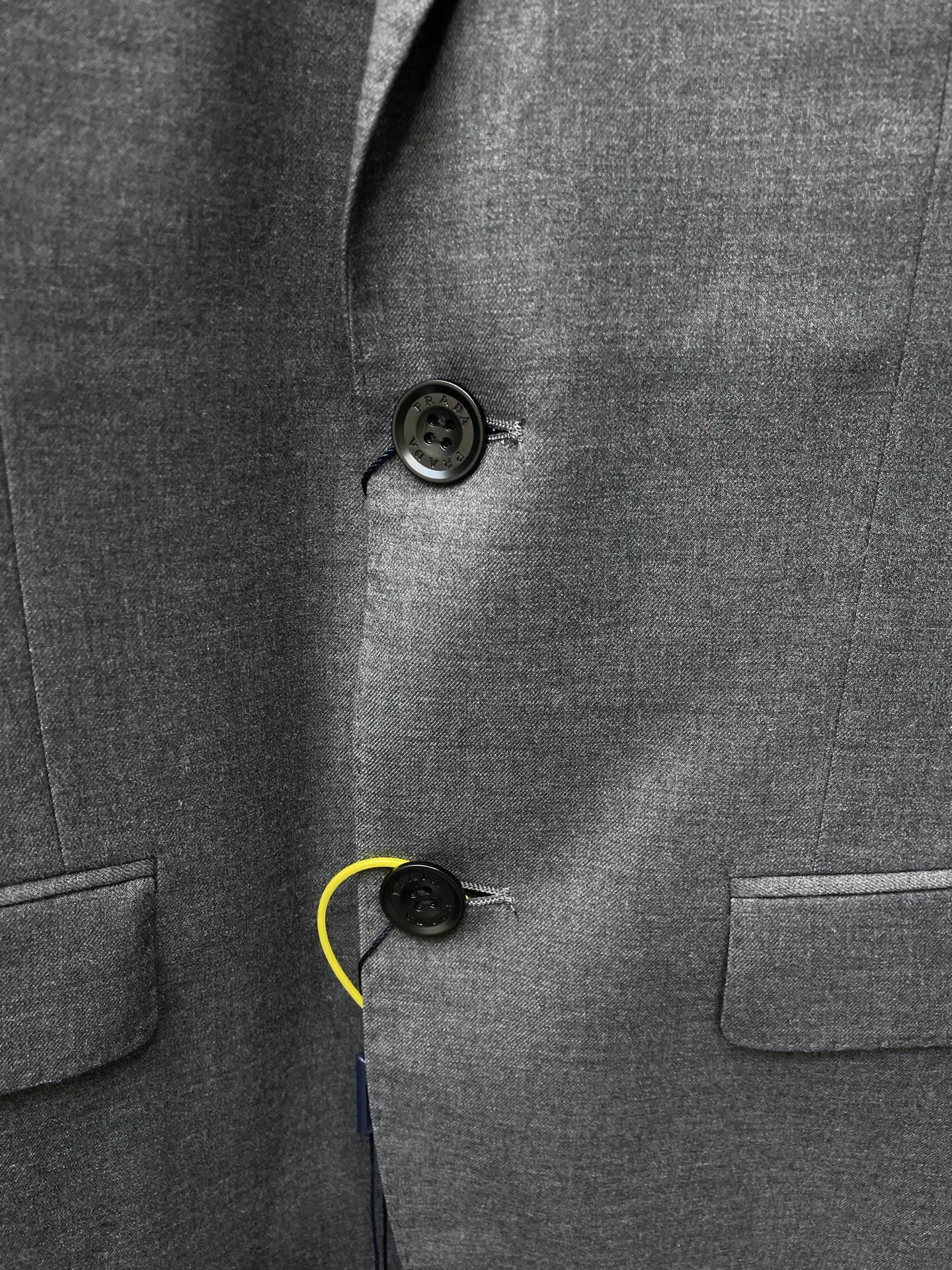 suit