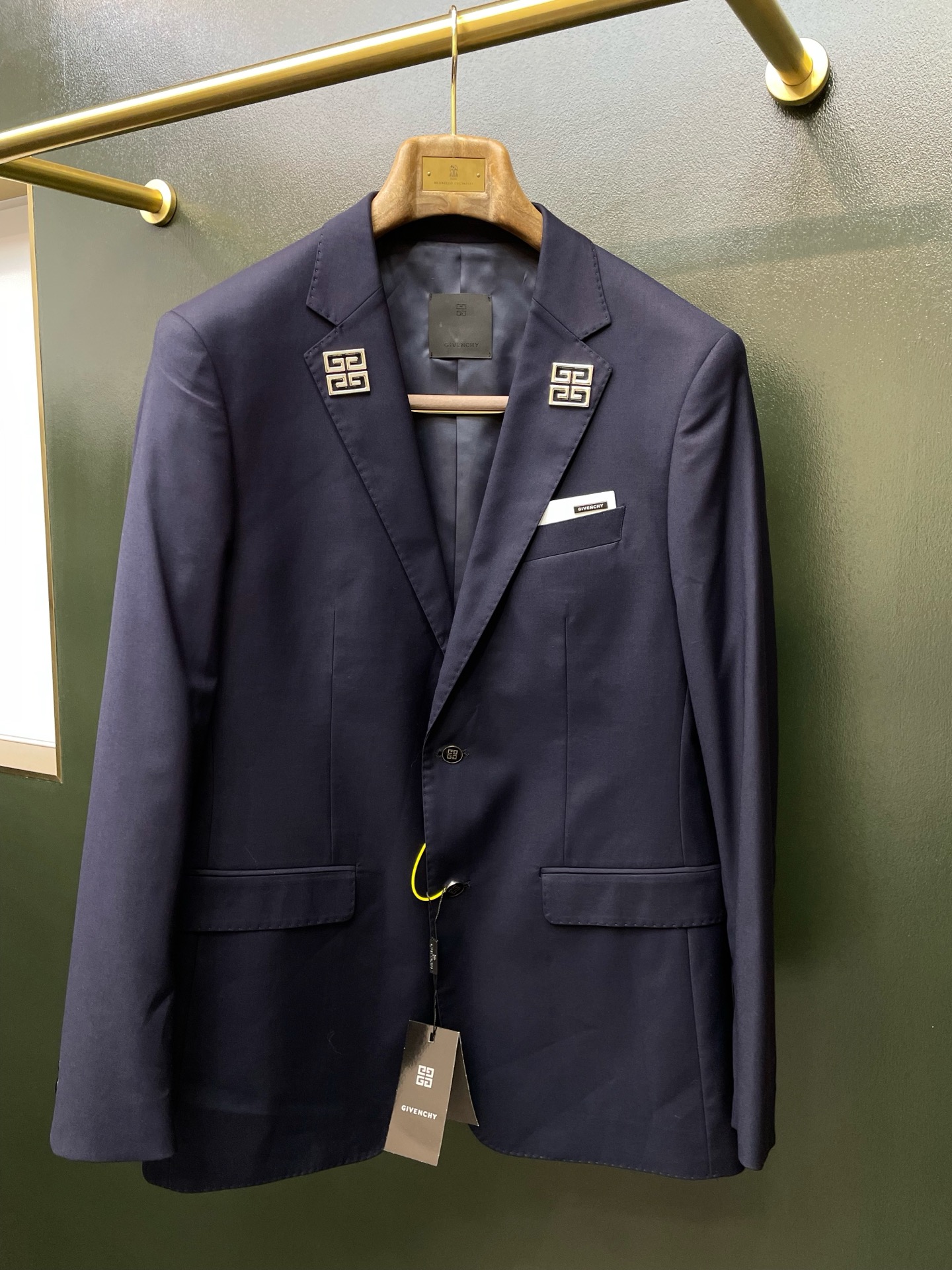 suit